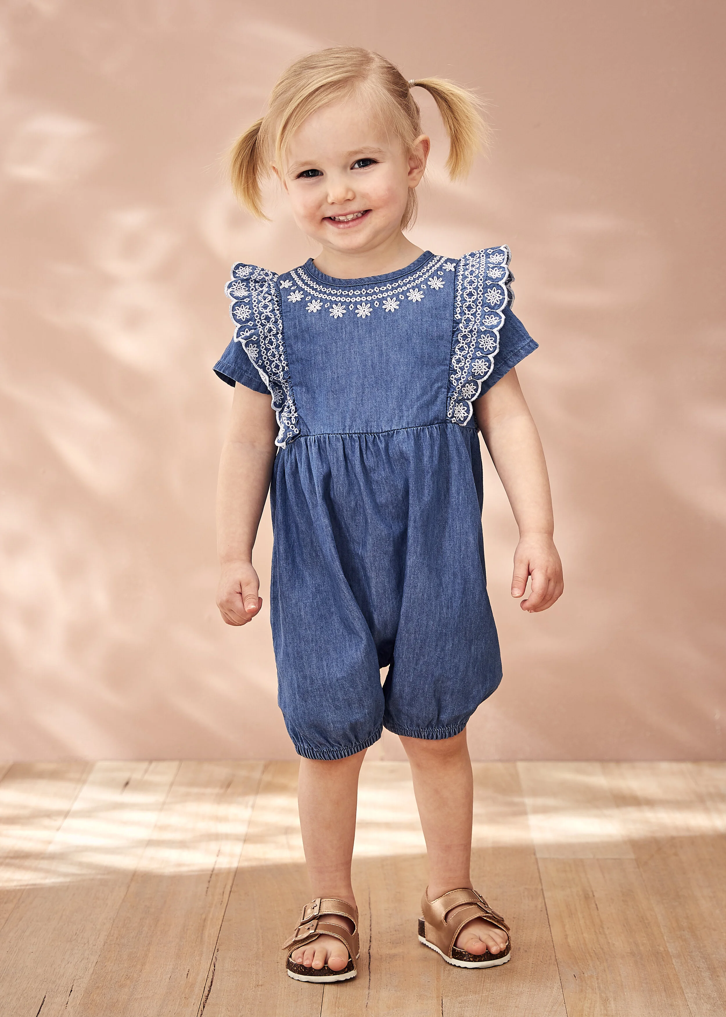 WEEK15_17B_0150 copy.jpg