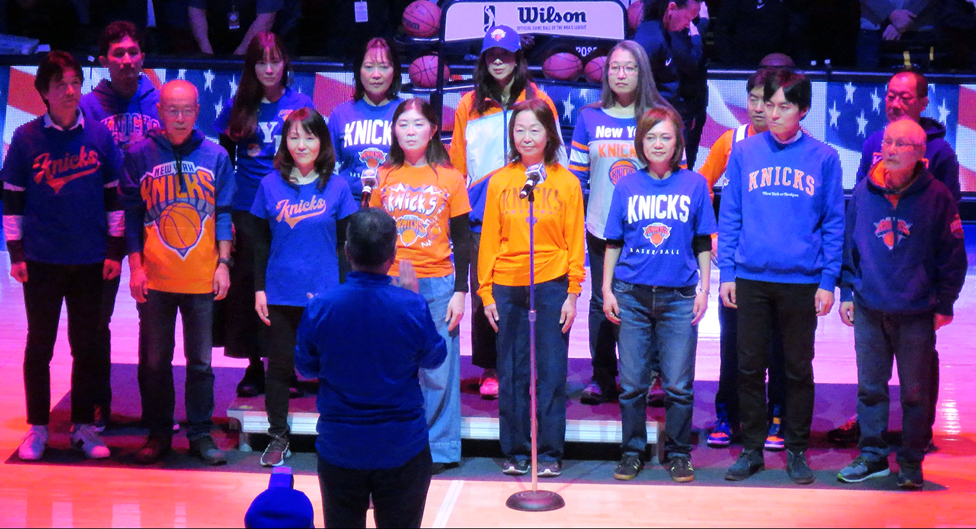 W. Knicksの試合でアメリカ国歌を演奏しました