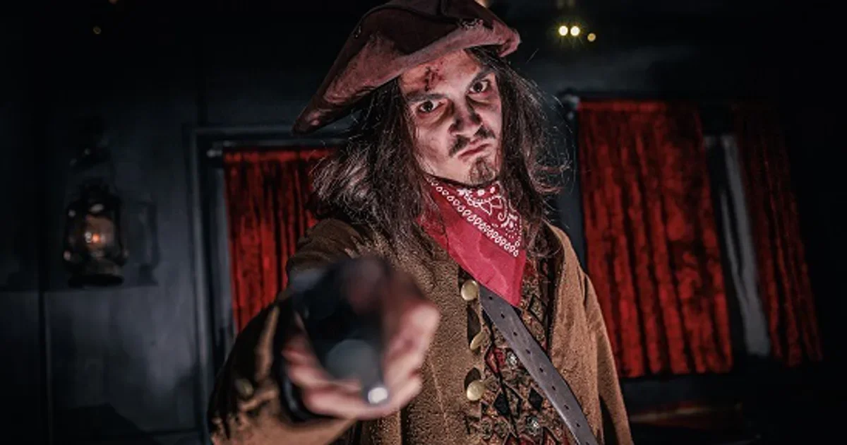 Dick Turpin looking menacing, showcasing the theatrical nature of York Dungeon