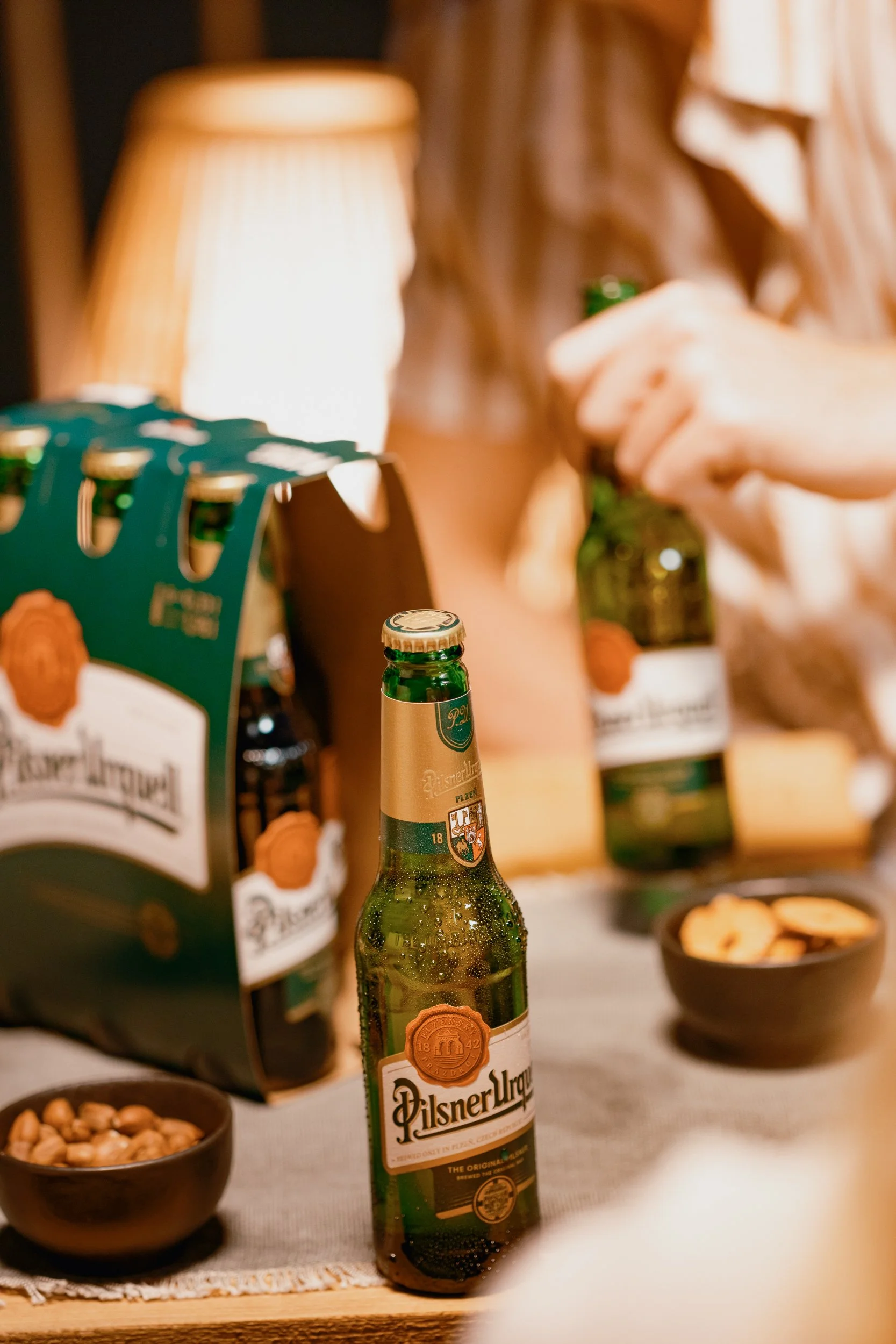 Thomas Skovsende_Pilsner Urquell 330 Bottle-136.jpg