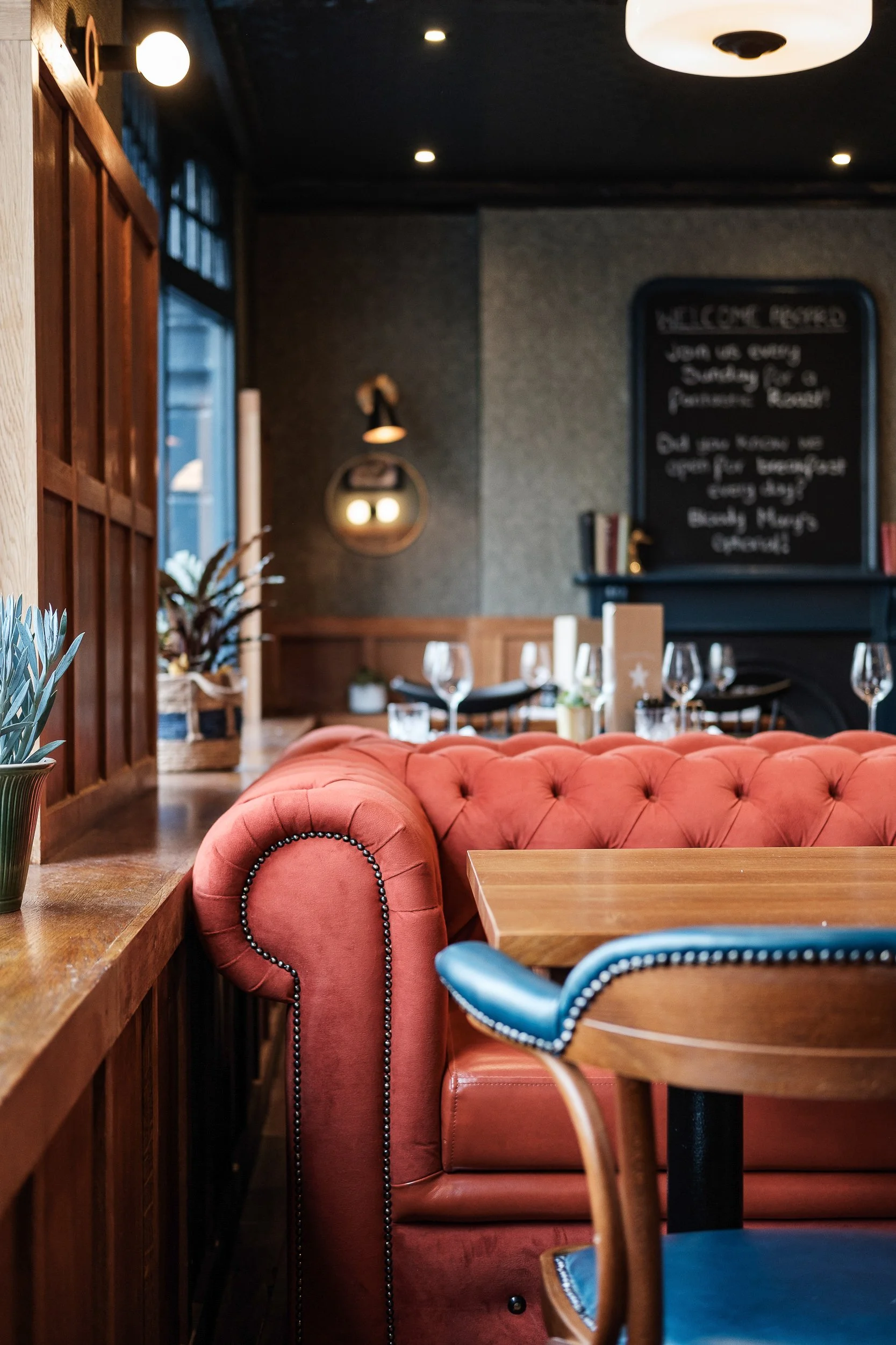 Thomas Skovsende Website-Fullers Pubs and Inns-165.jpg