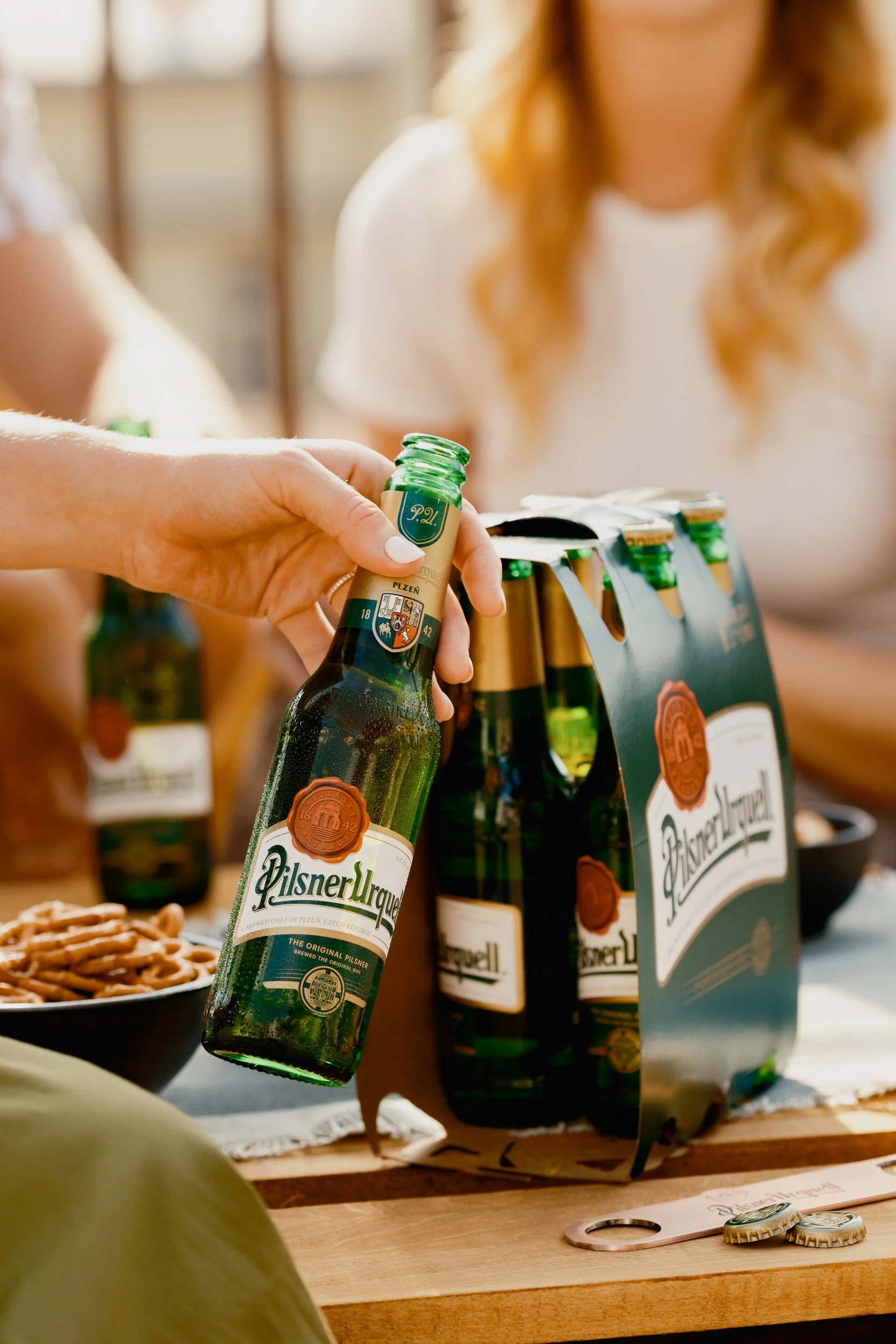 Thomas Skovsende_Pilsner Urquell 330 Bottle-118.jpg