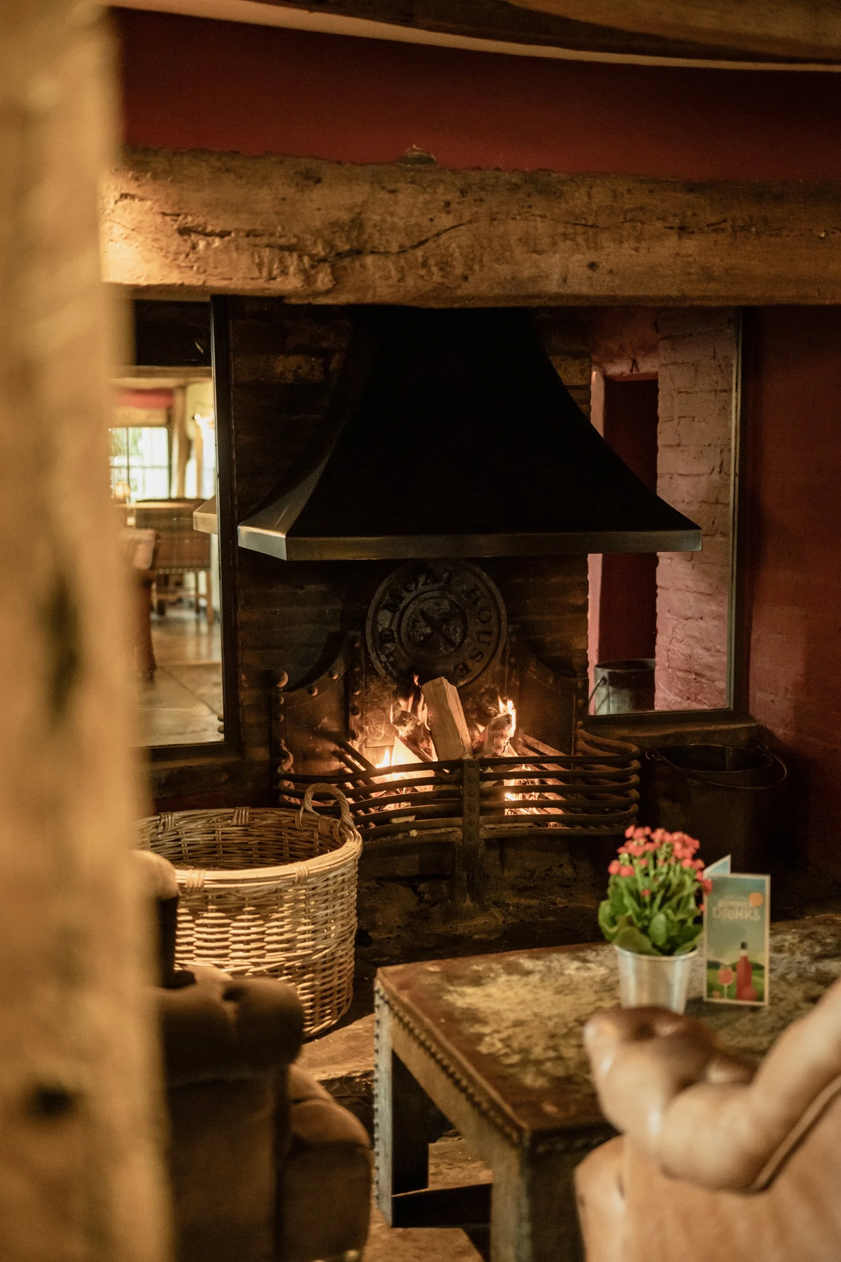 20240911-Fullers_Lovely Pubs_Moat House-166.jpg