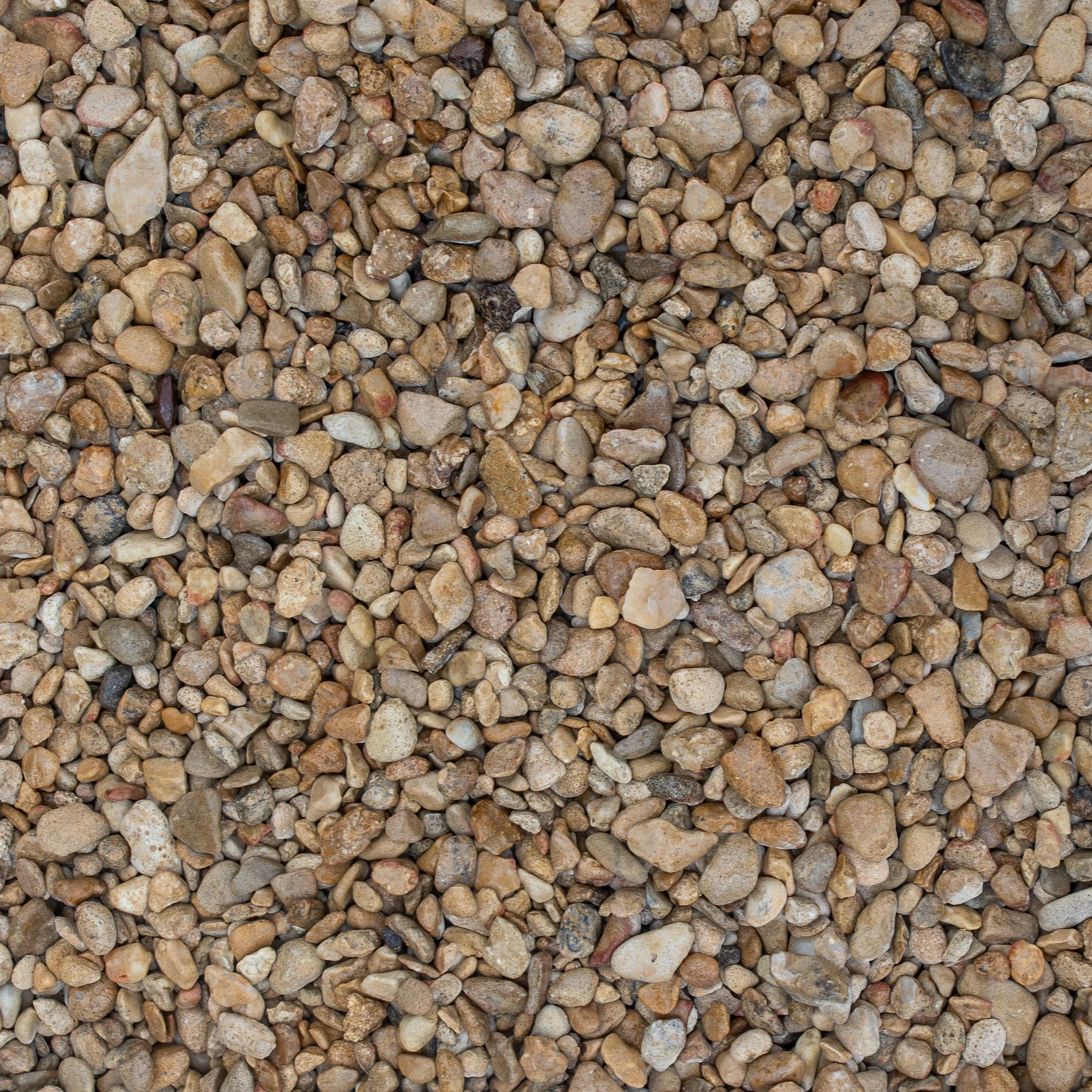 cotswold pebbles 10mm wet.jpg