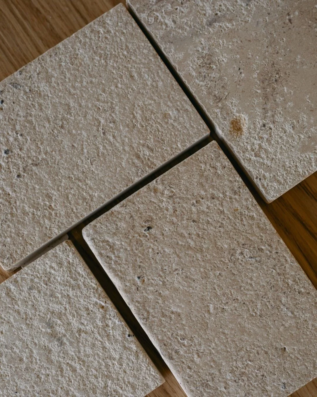 Let's talk about Cassis 💚 

Cassis is a distinctive Egyptian limestone defined by gentle beige and soft tan tones that infuse warmth and charm to any outdoor space. Its Anticato finish is unque to Allgreen, and it enhances the stone's natural textur