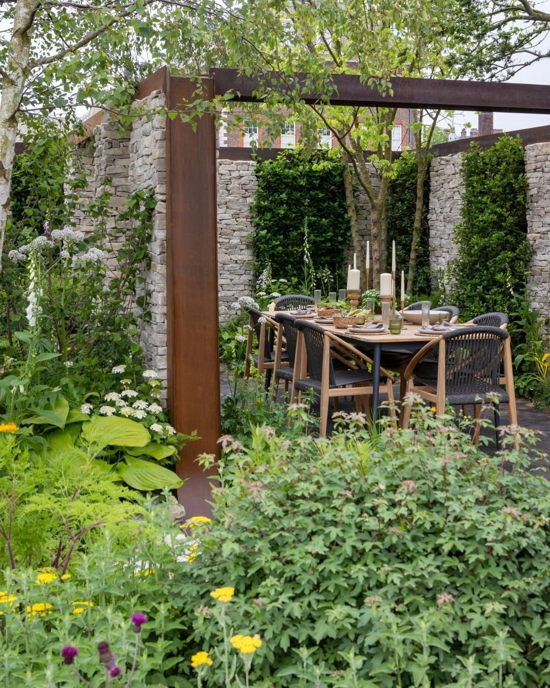 We're just over 5 months away from Chelsea Flower Show, and we're thinking of past gardens such as Killik &amp; Co: &lsquo;Money Doesn't Grow On Trees&rsquo;. 

This 2024 Silver Gilt Winner was an immersive space for families to spend time together, 