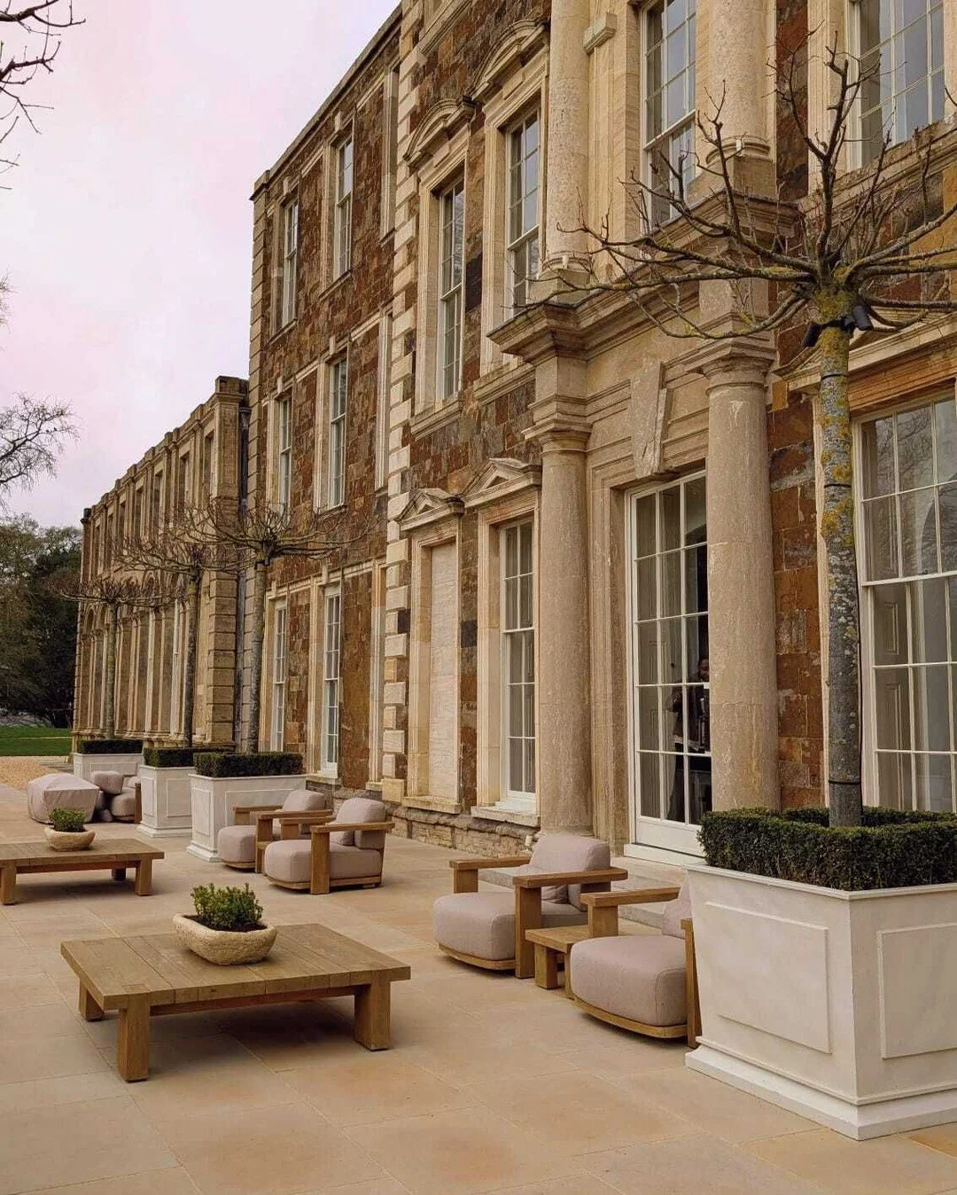 RH England is a 400-year-old landmark estate set in Oxfordshire that beautifully celebrates history, design, food, and wine.

Our Haslingden Worn Yorkstone, chosen for its olive brown tones, complements the building&rsquo;s historic stonework, and ca