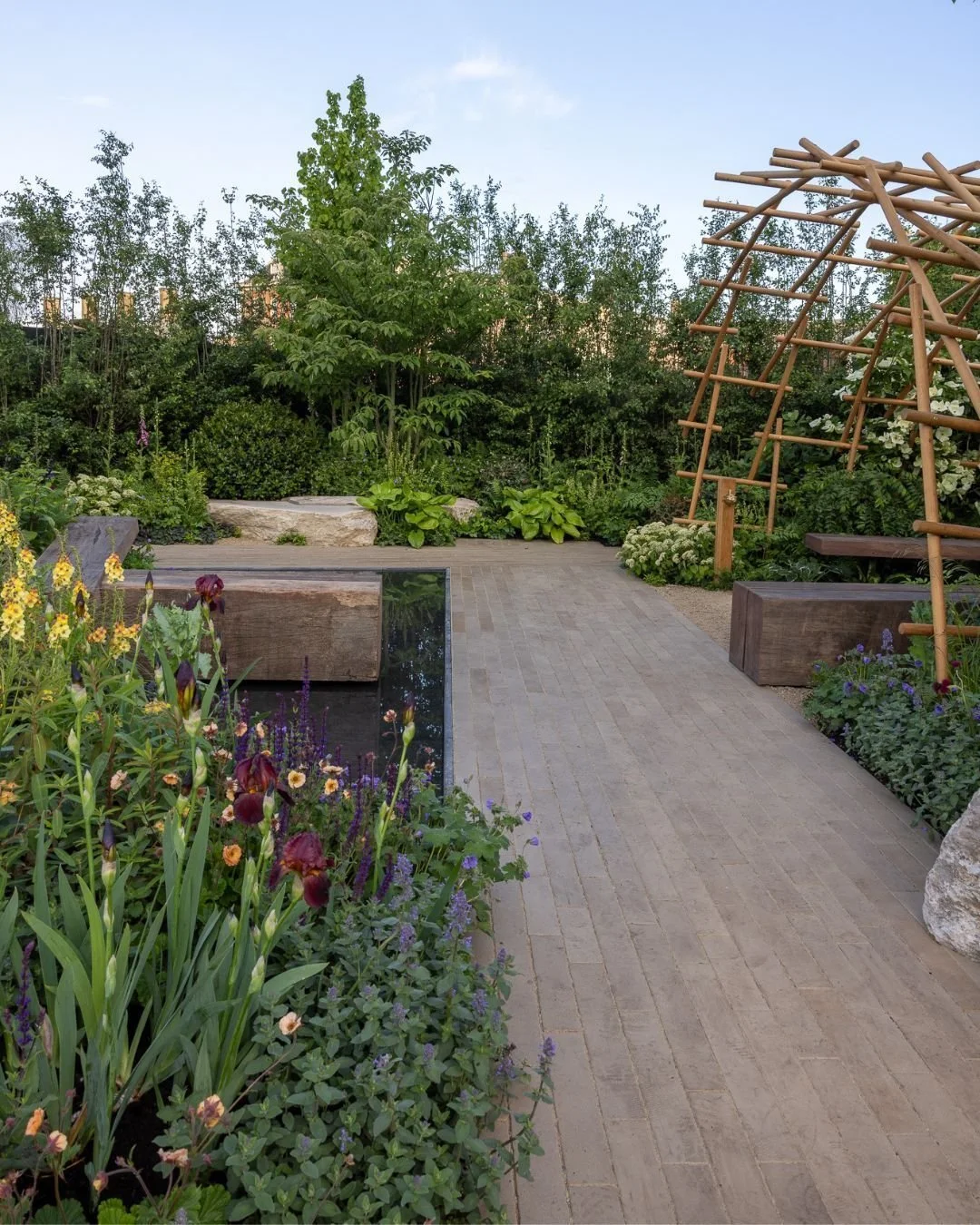 This is Trussell's Together Garden, a Gold Medal and Best Construction Award Winner at Chelsea Flower Show 2026 🏅 

This is more than a beautiful garden: it's all about togetherness and how each of us can play a part in ending hunger. The garden dra