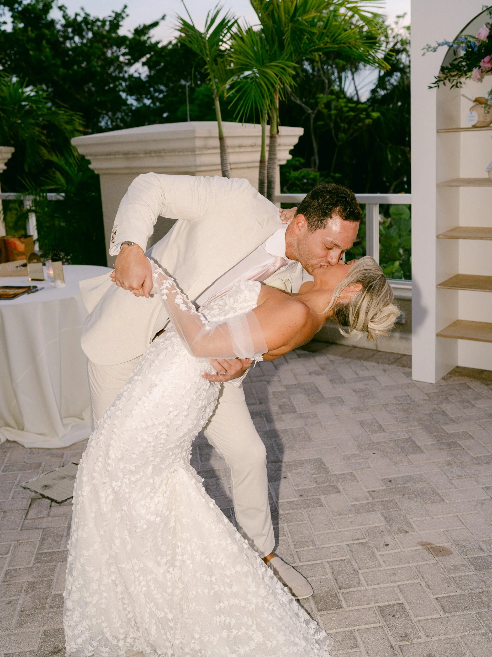 Marco island Wedding Sale E Pepe Lauren Galloway-132.jpg