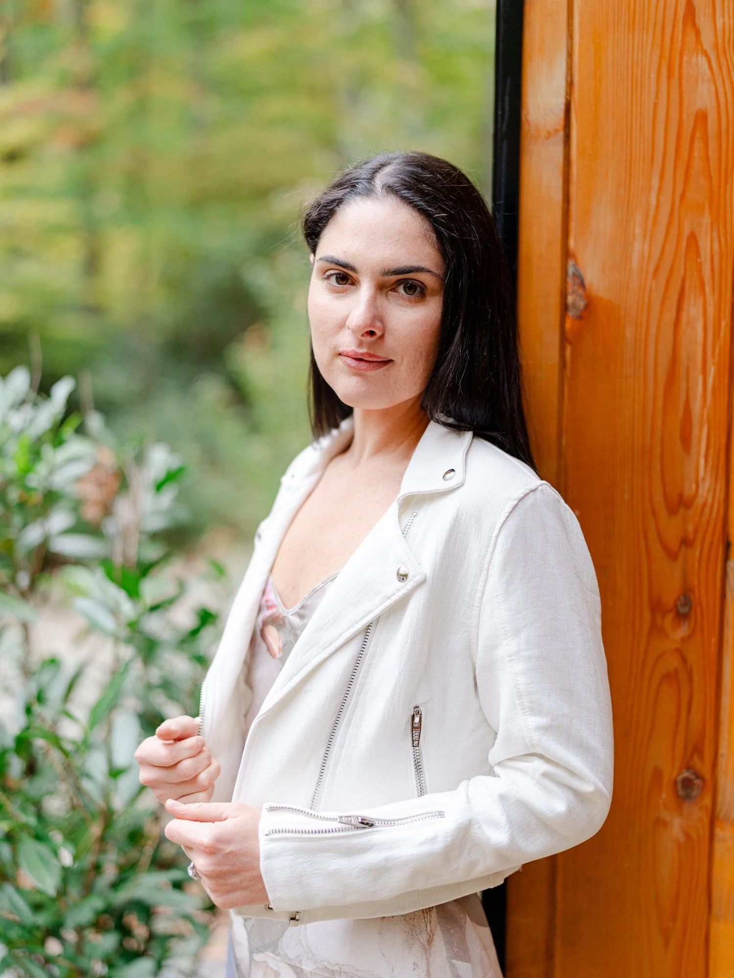 lauren-galloway-highlands-north-carolina-wedding-cabin-engagement-photo-111.jpg