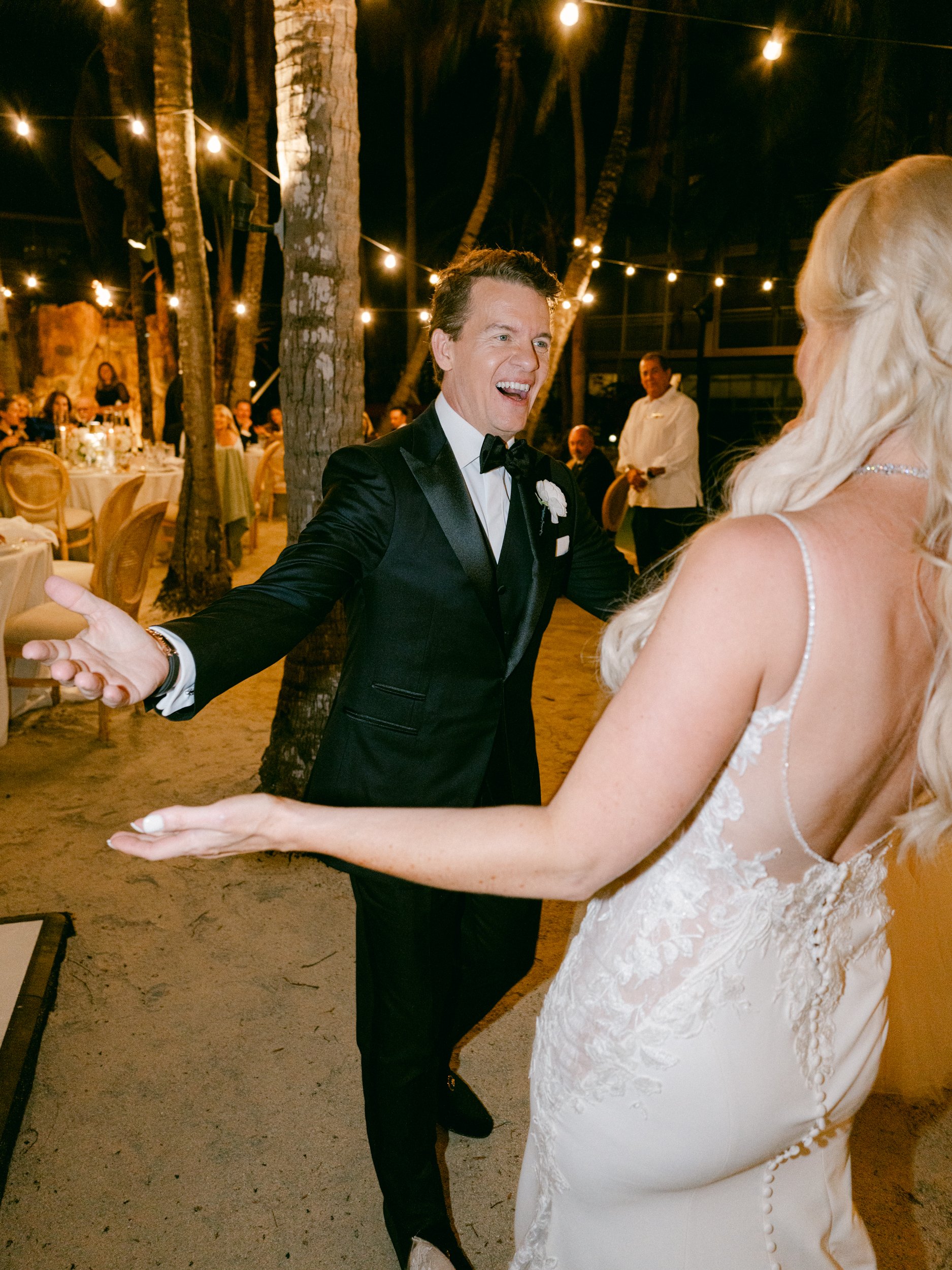 checca-lodge-islamorada-wedding-photographer-lauren-galloway-51.jpg