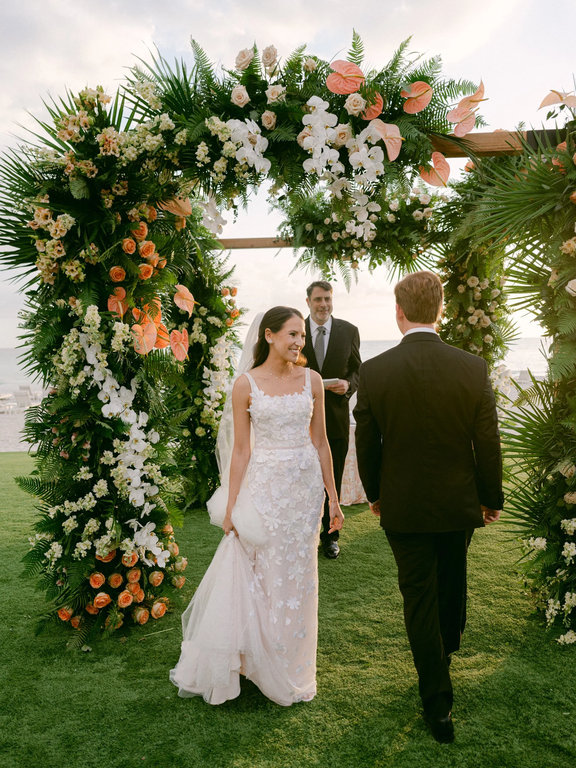 Longboat-Key-St-Regis-Wedding-Florida-Lauren-Galloway-257.jpg