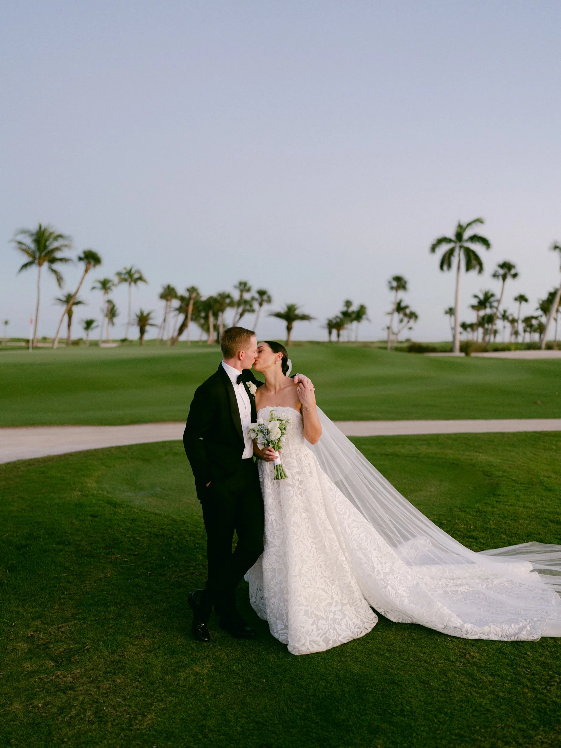 Boca-Grande-Gasparilla-Inn-Wedding-Lauren-Galloway-Photography-113.jpg