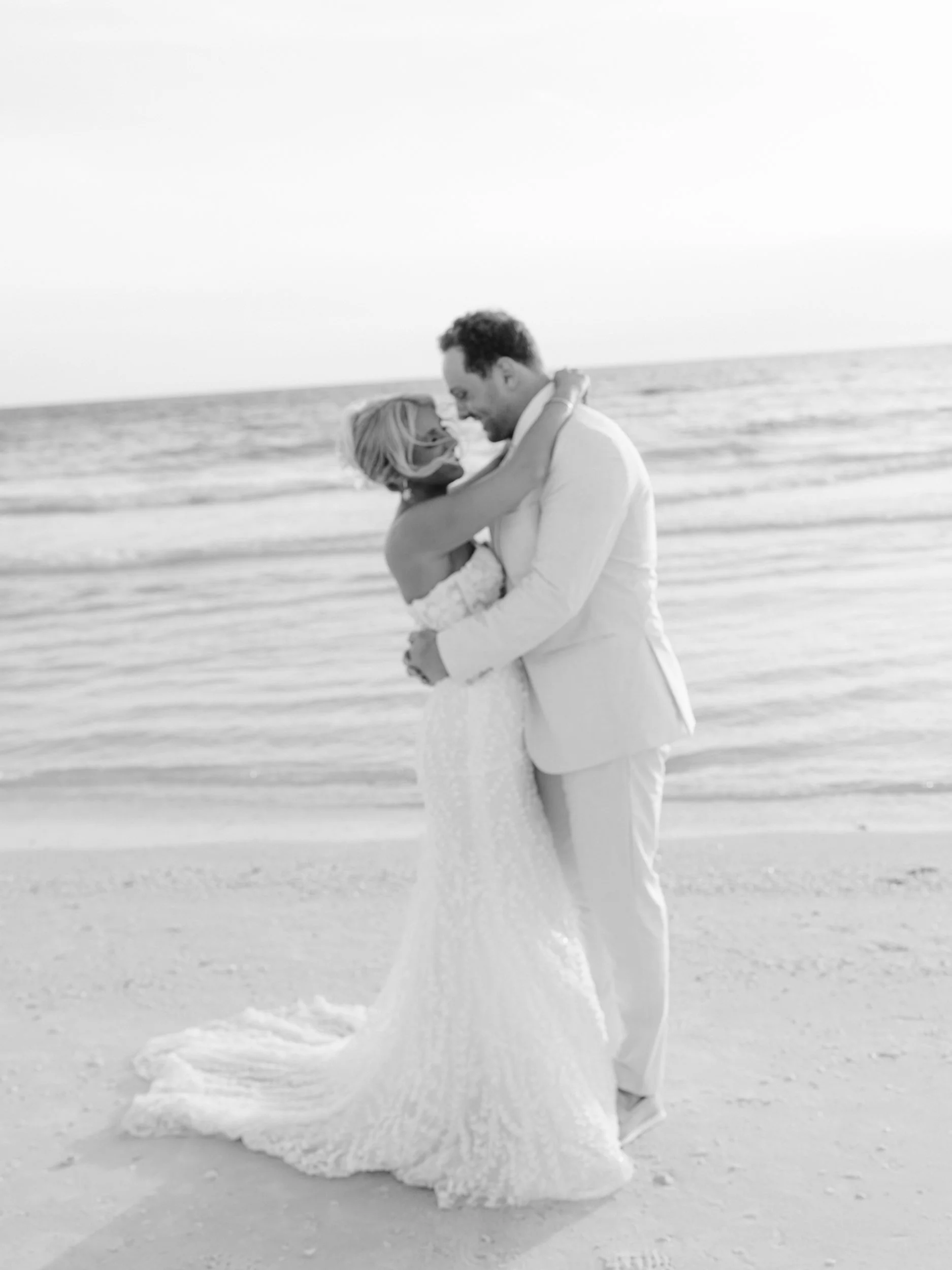 Marco island Wedding Sale E Pepe Lauren Galloway-115.jpg