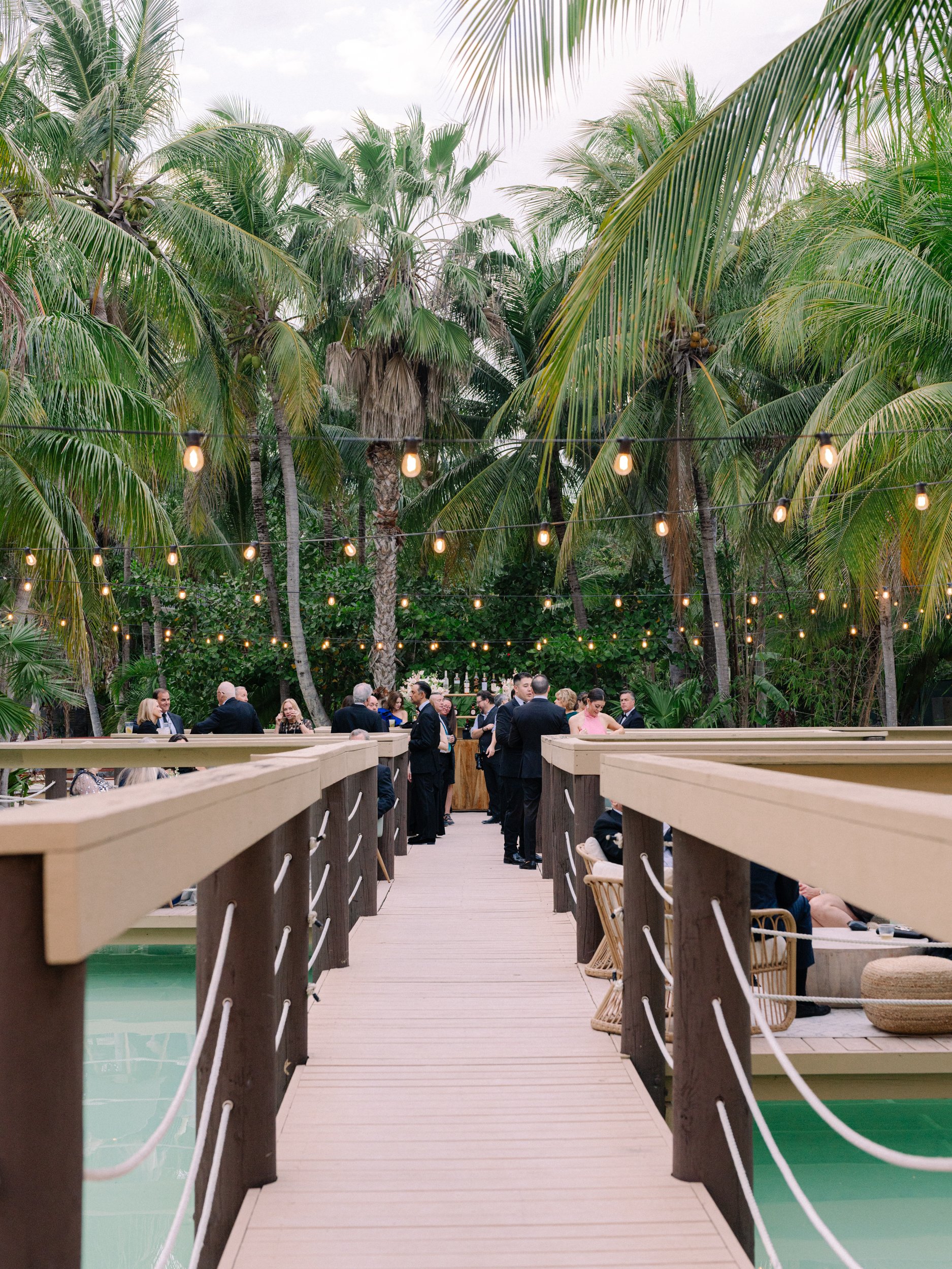 checca-lodge-islamorada-wedding-photographer-lauren-galloway-34.jpg