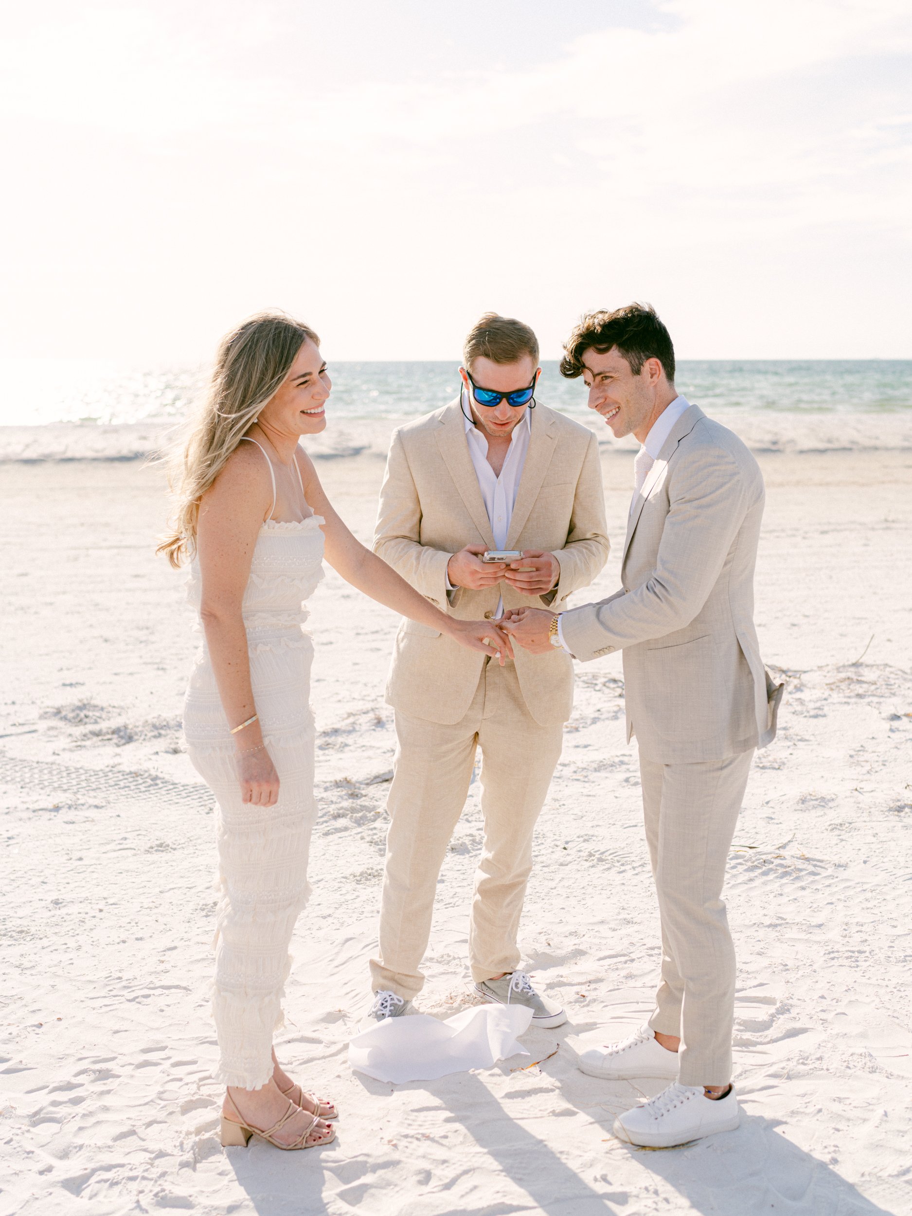 Pass-A-Grille-Intimate-Wedding-Lauren-Galloway-Photography-20.jpg