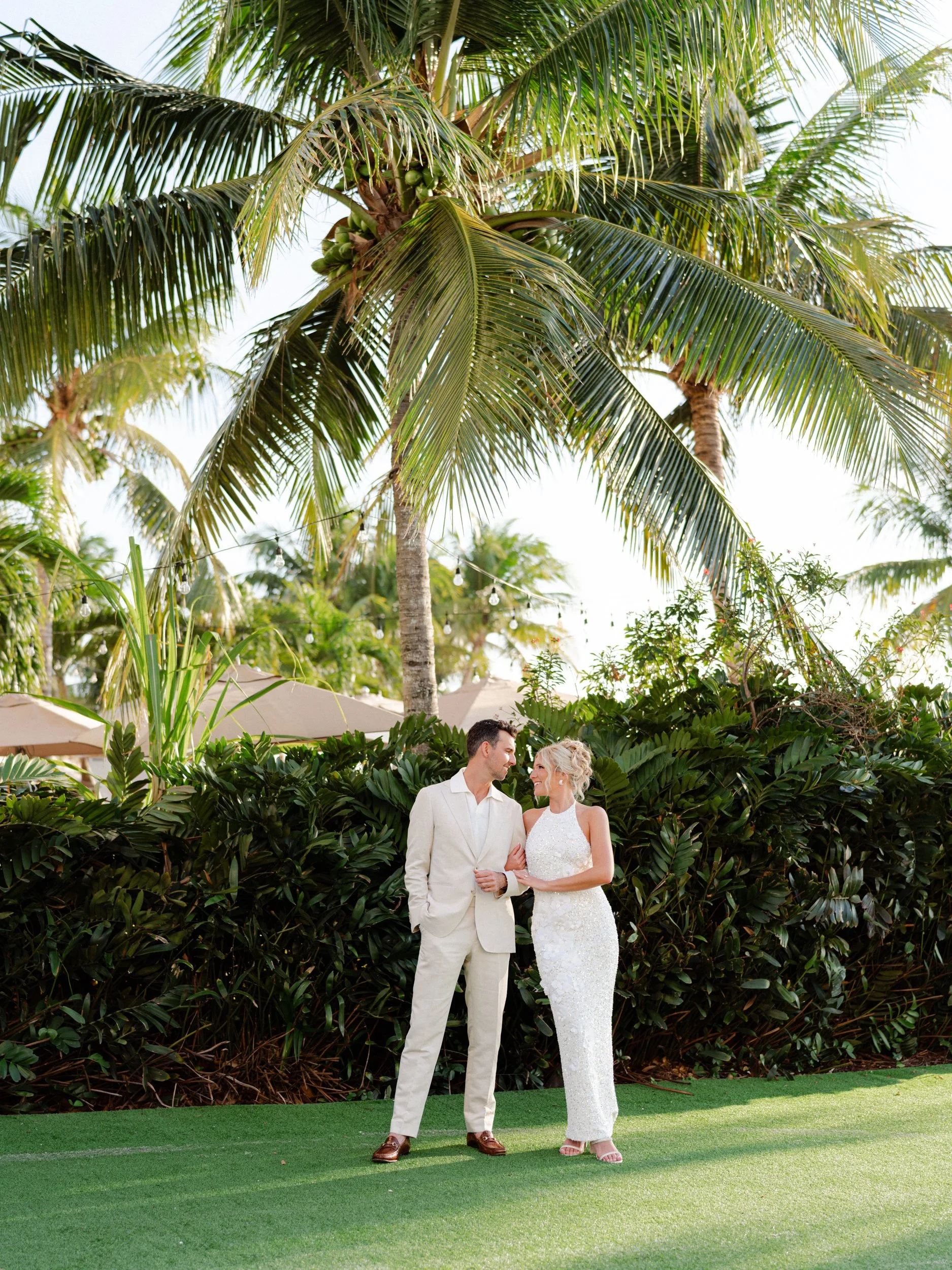 JW Mariott Marco Island Florida Wedding Lauren Galloway Photography-4.jpg