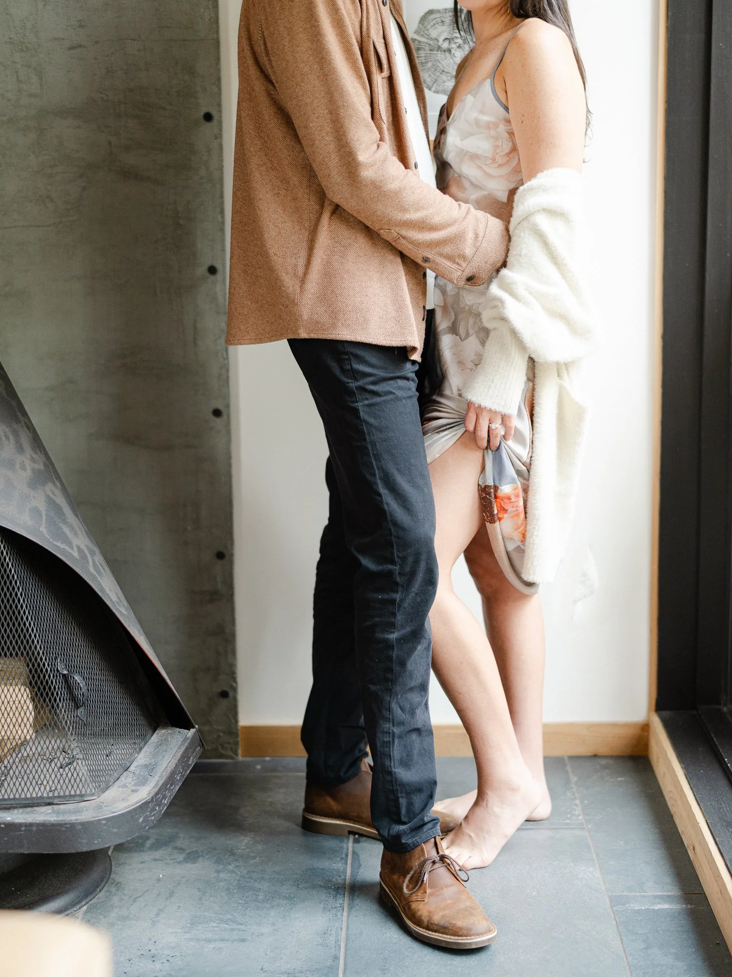 lauren-galloway-highlands-north-carolina-wedding-cabin-engagement-photo-73.jpg