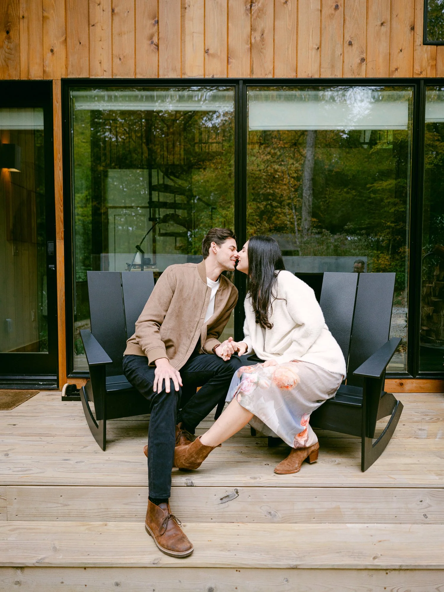 lauren-galloway-highlands-north-carolina-wedding-cabin-engagement-photo-134.jpg