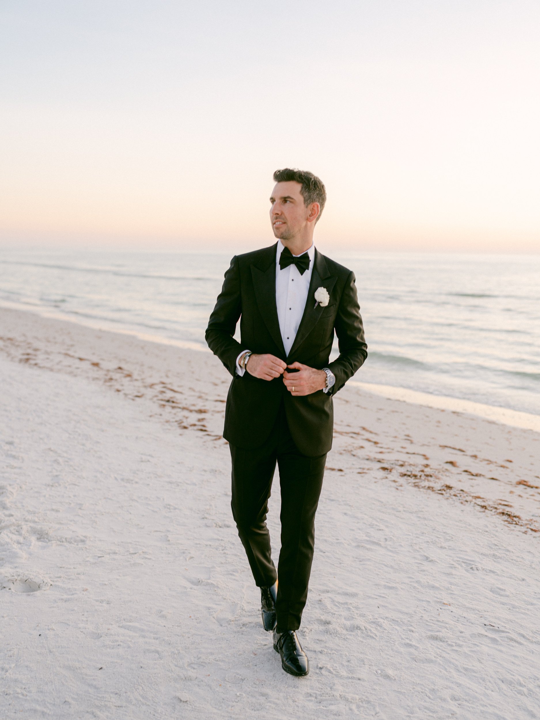 JW Mariott Marco Island Florida Wedding Lauren Galloway Photography-227.jpg