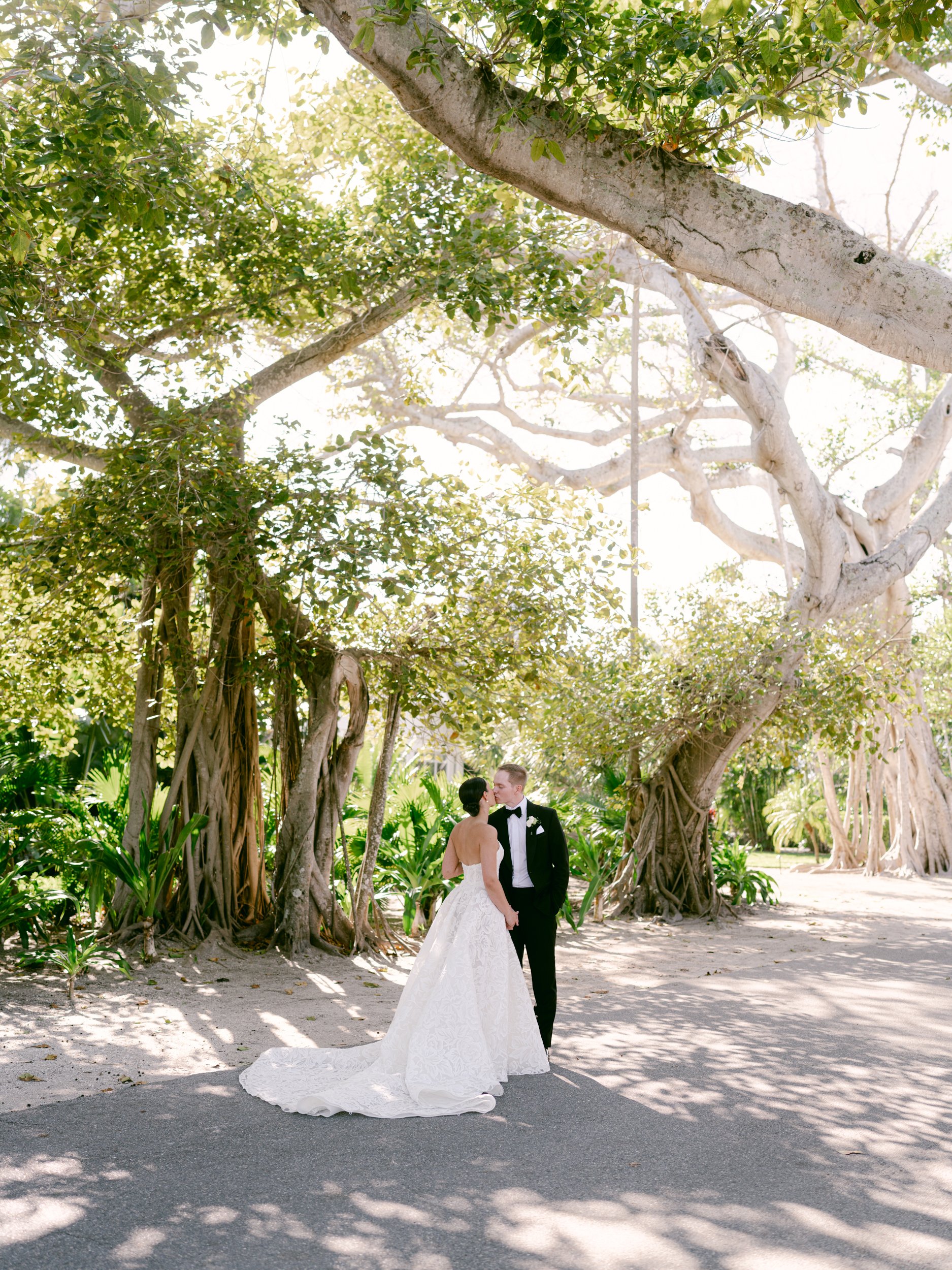 Boca-Grande-Gasparilla-Inn-Wedding-Lauren-Galloway-Photography-64.jpg