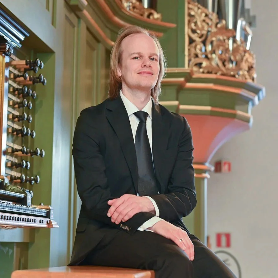 Orgelmatiné med kunst og klokkespill 