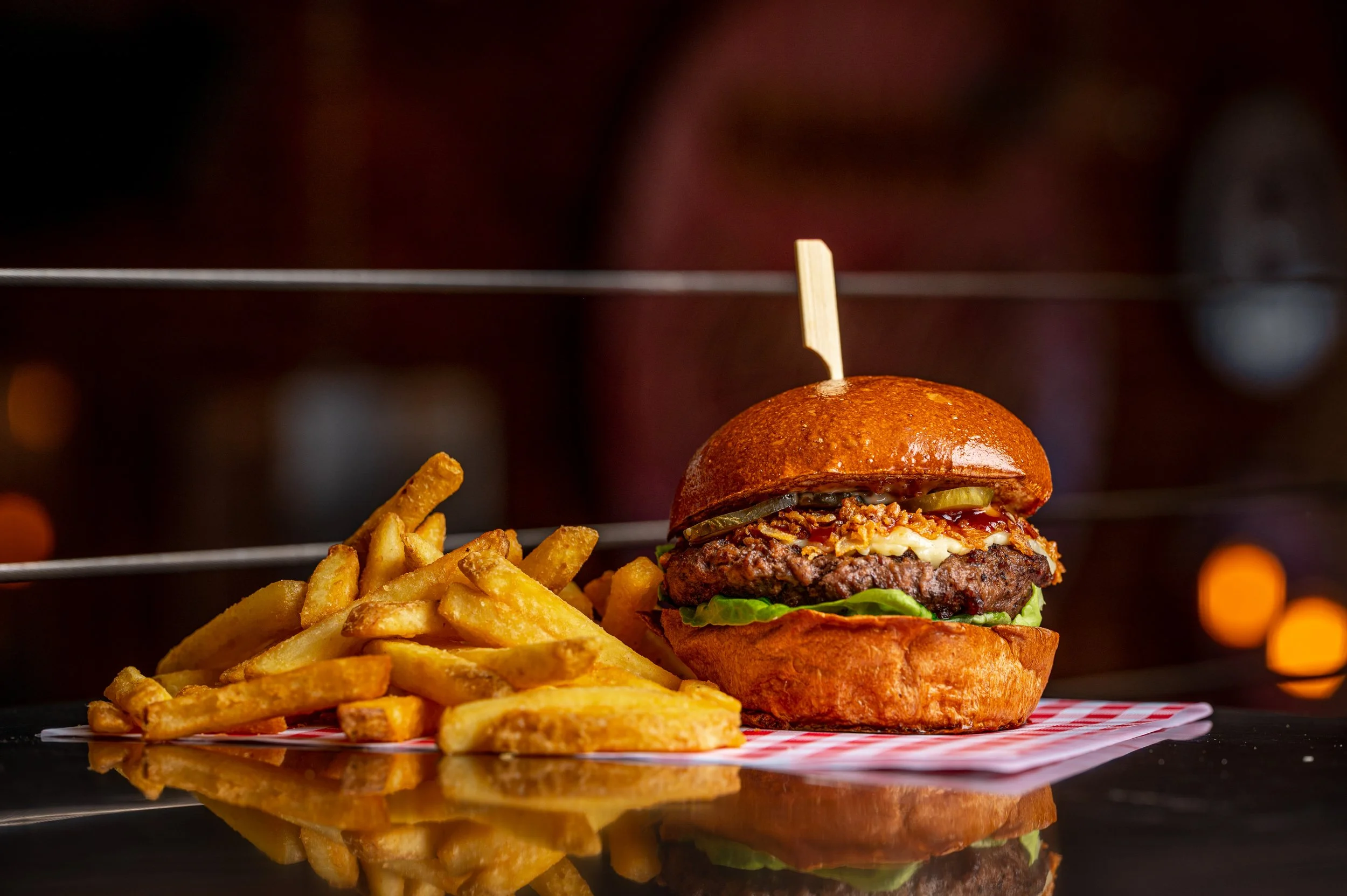 Maxwells Bar & Grill, American Restaurant in Covent Garden, London