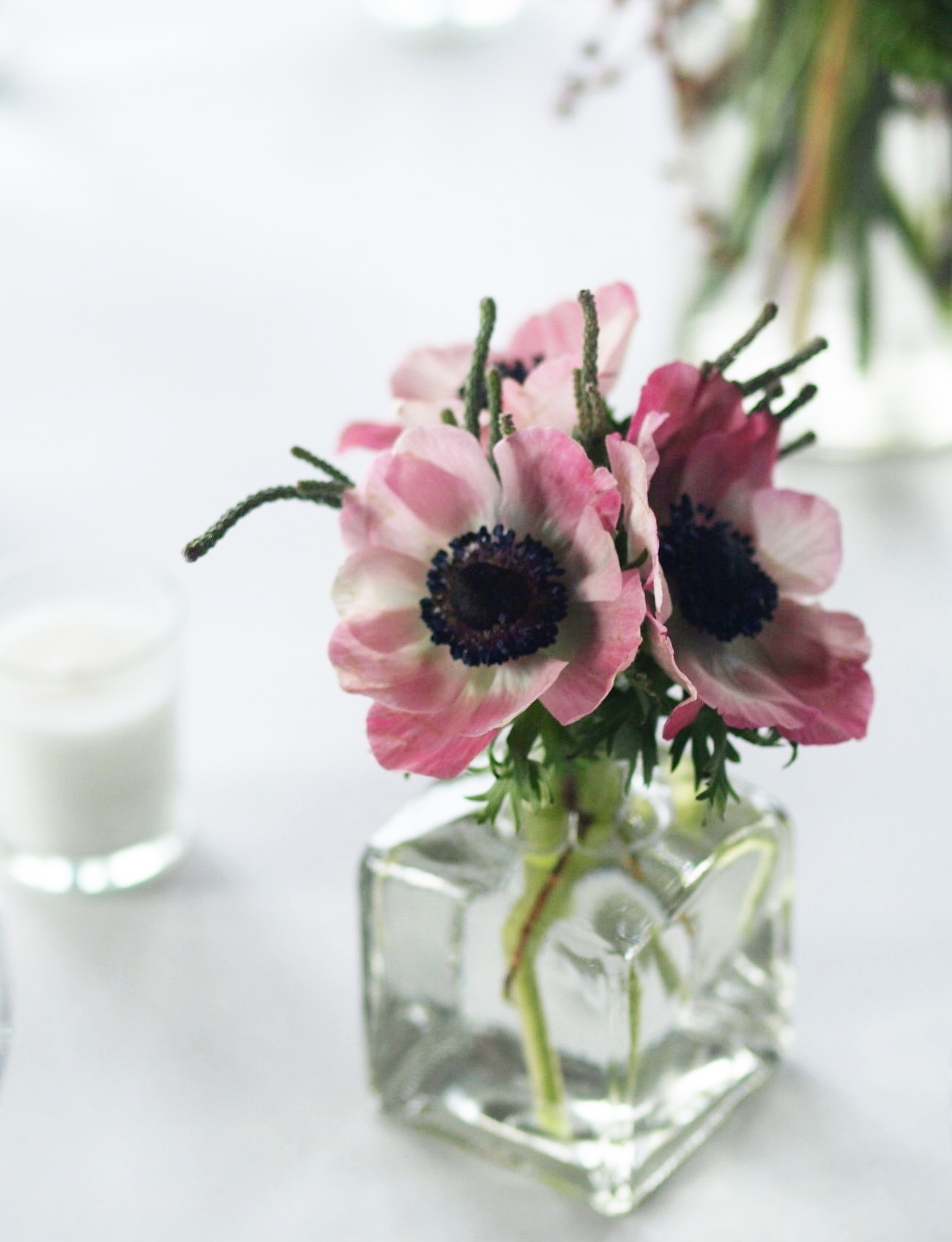 Oreonta house woodstock wedding bud vase with pink anemone rosehip social rosehip floral.jpg