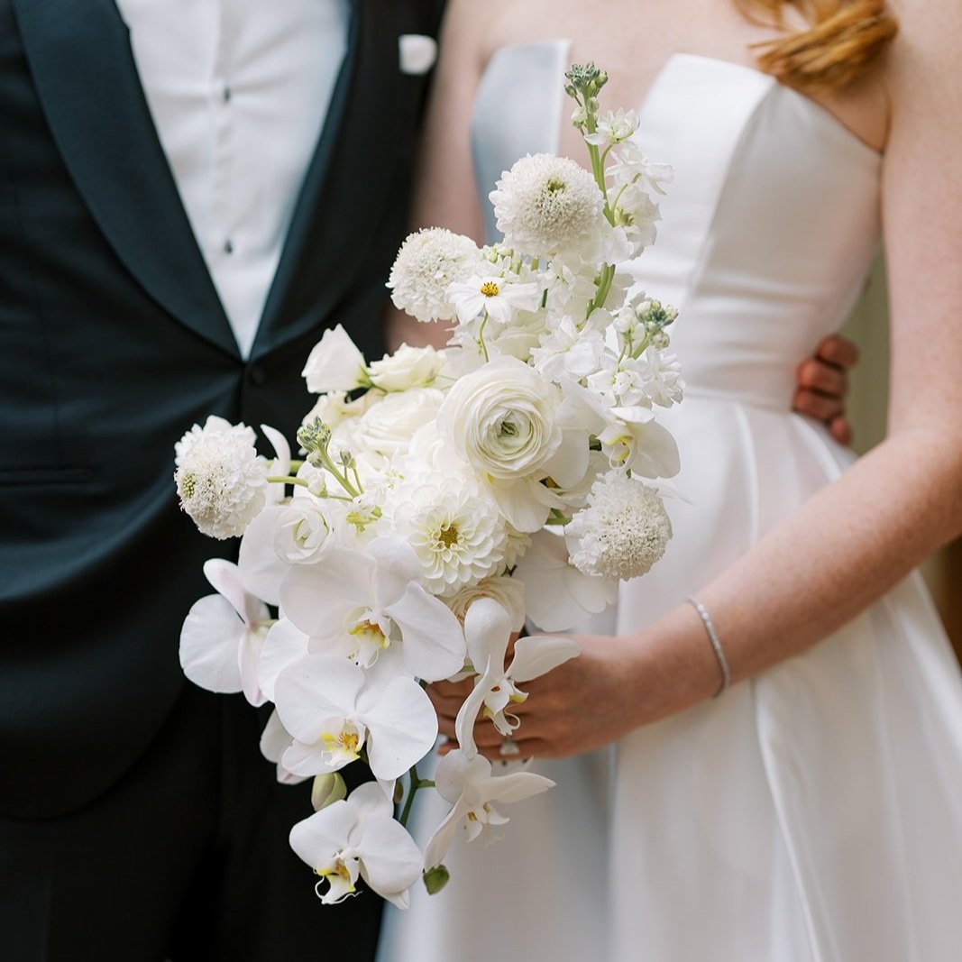 Bridal Bouquet ROSEHIP Bridal Bouquet ROSEHIP