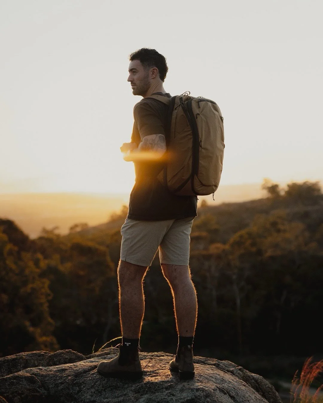 I&rsquo;ve been using @peakdesign gear for years now &mdash; and it&rsquo;s honestly hard to beat.

Their bags have been with me through just about every shoot and trip, and now this one&rsquo;s coming along for the next adventure &mdash; Sri Lanka. 