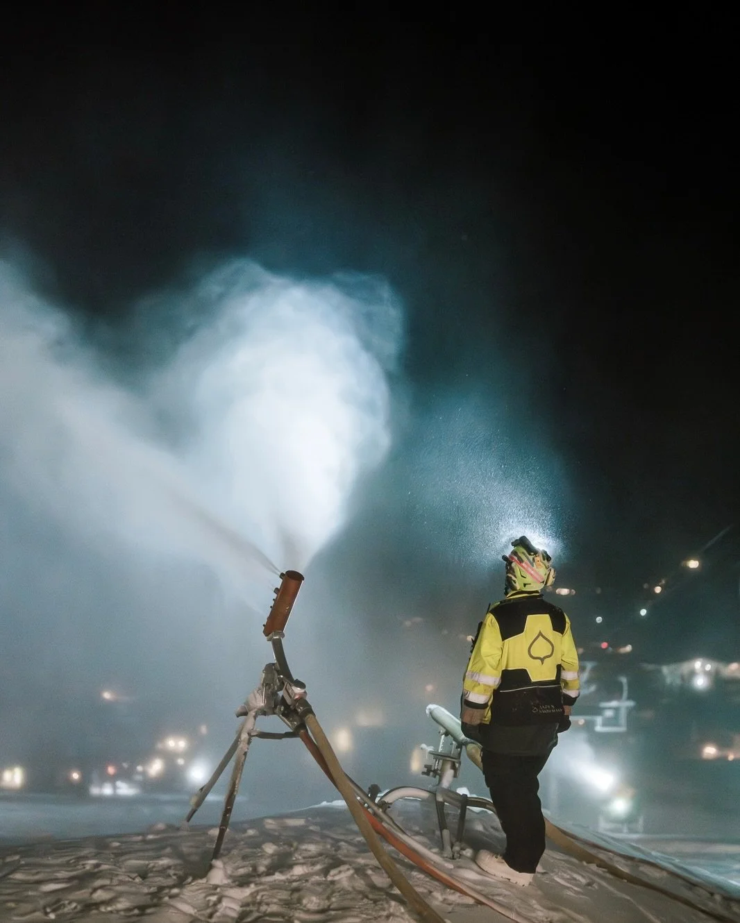 Happy season opening @aspensnowmass ! Thank a snowmaker! 🙌

#aspensnowmass #snowmass #seasonopening