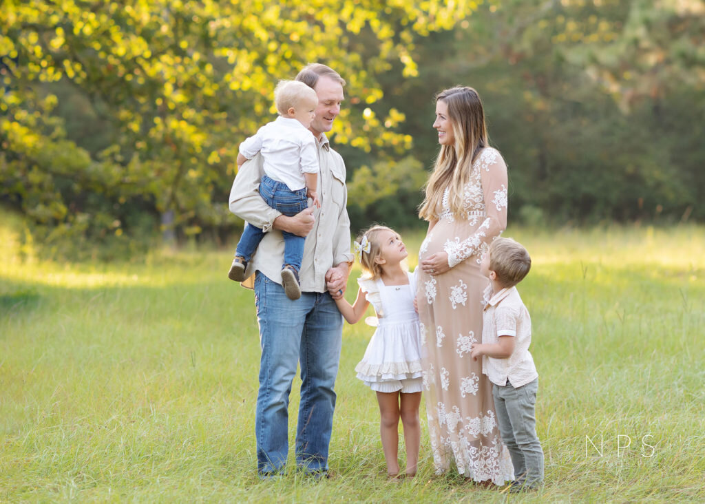 Family Maternity Session 005