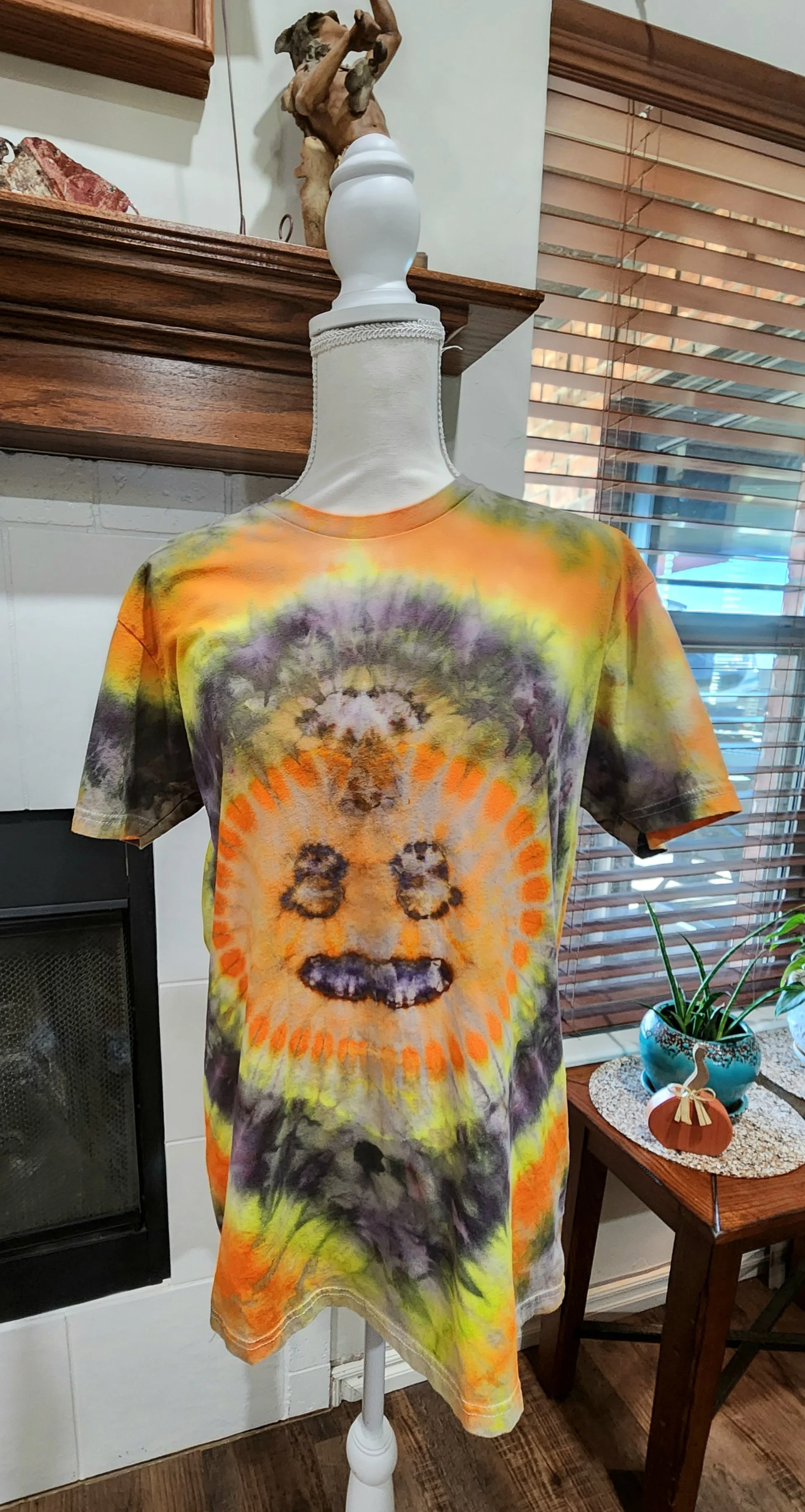 Large Halloween Vibes