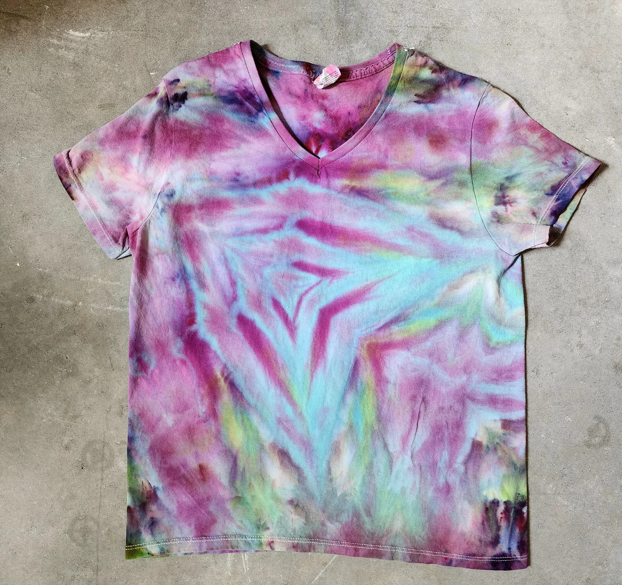 Medium Psychedelic Escape