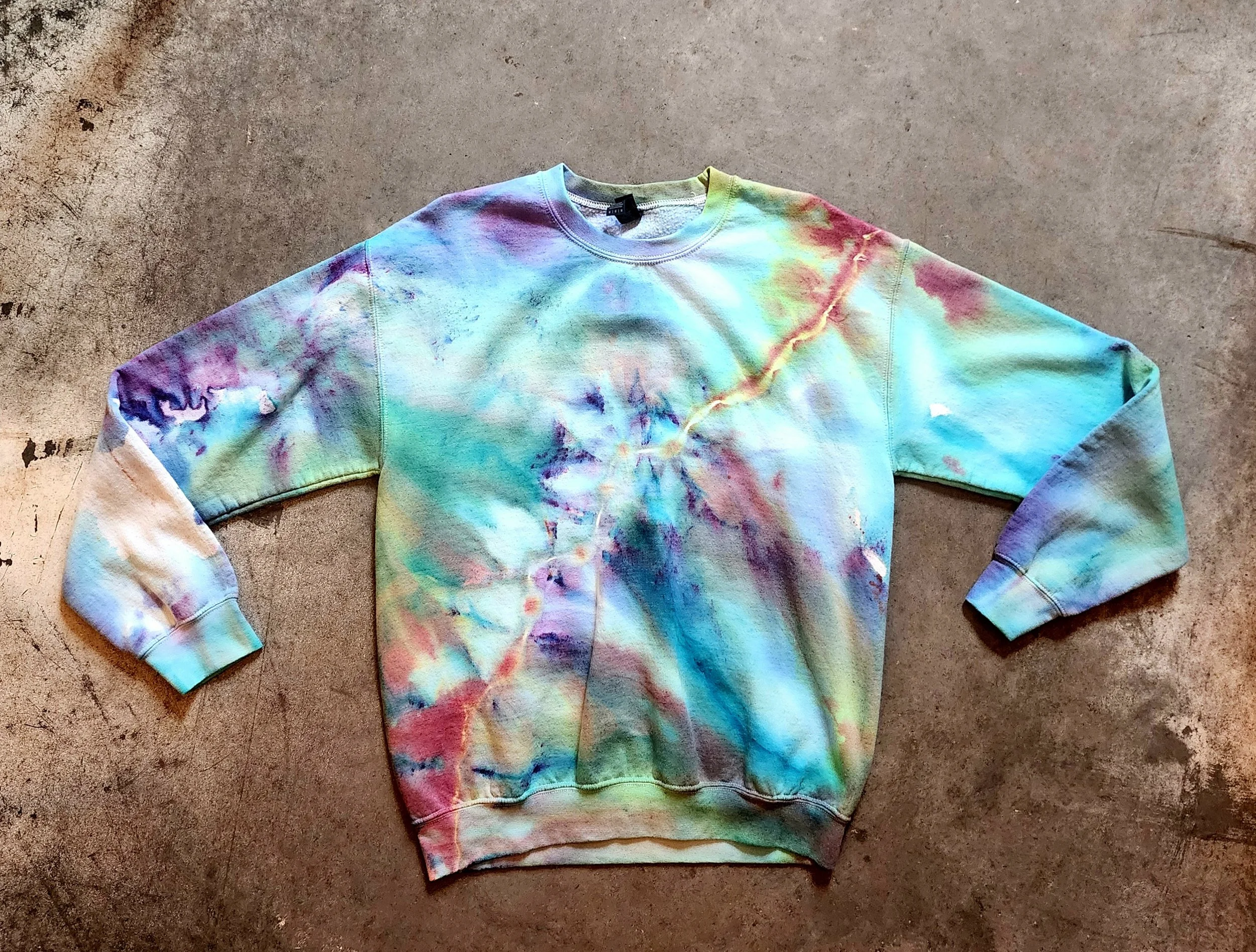 Medium Gravity of Color