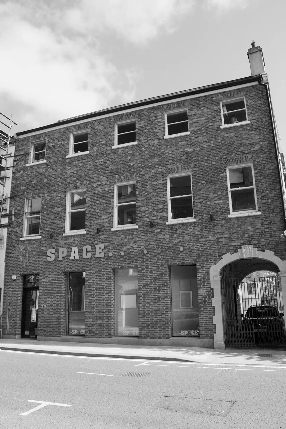 About — R-Space Gallery