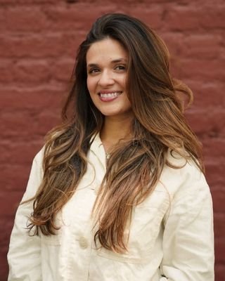 Victoria Henrich, MHC-LP