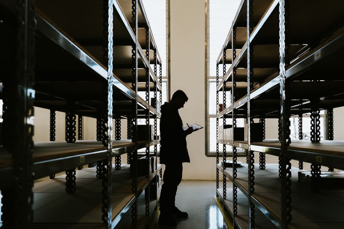 Inventory Days on Hand: Formula, Benchmarks, and How to Improve It
