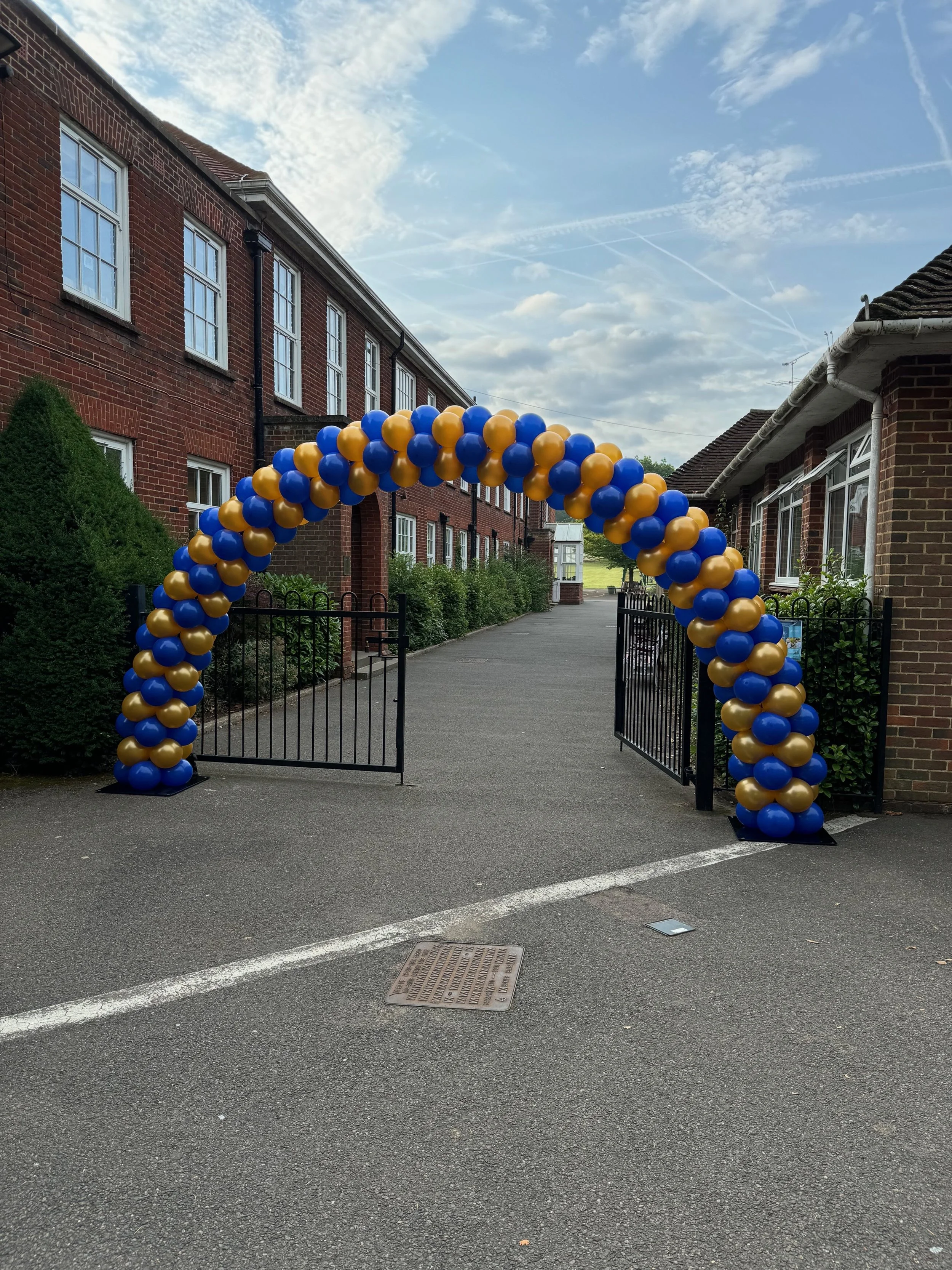 School Balloon Arch