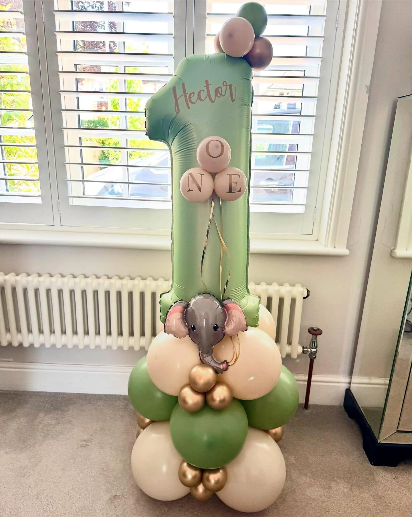 Happy 1st Birthday Hector 🎉🐘

#1stbirthday #1stbirthdaycelebration #1stbirthdayideas #1stbirthdayparty #1stbirthdayballoons #balloonstack #balloonstacks #farnhamballoons #surreyballoons #hampshireballoons #farnhammums