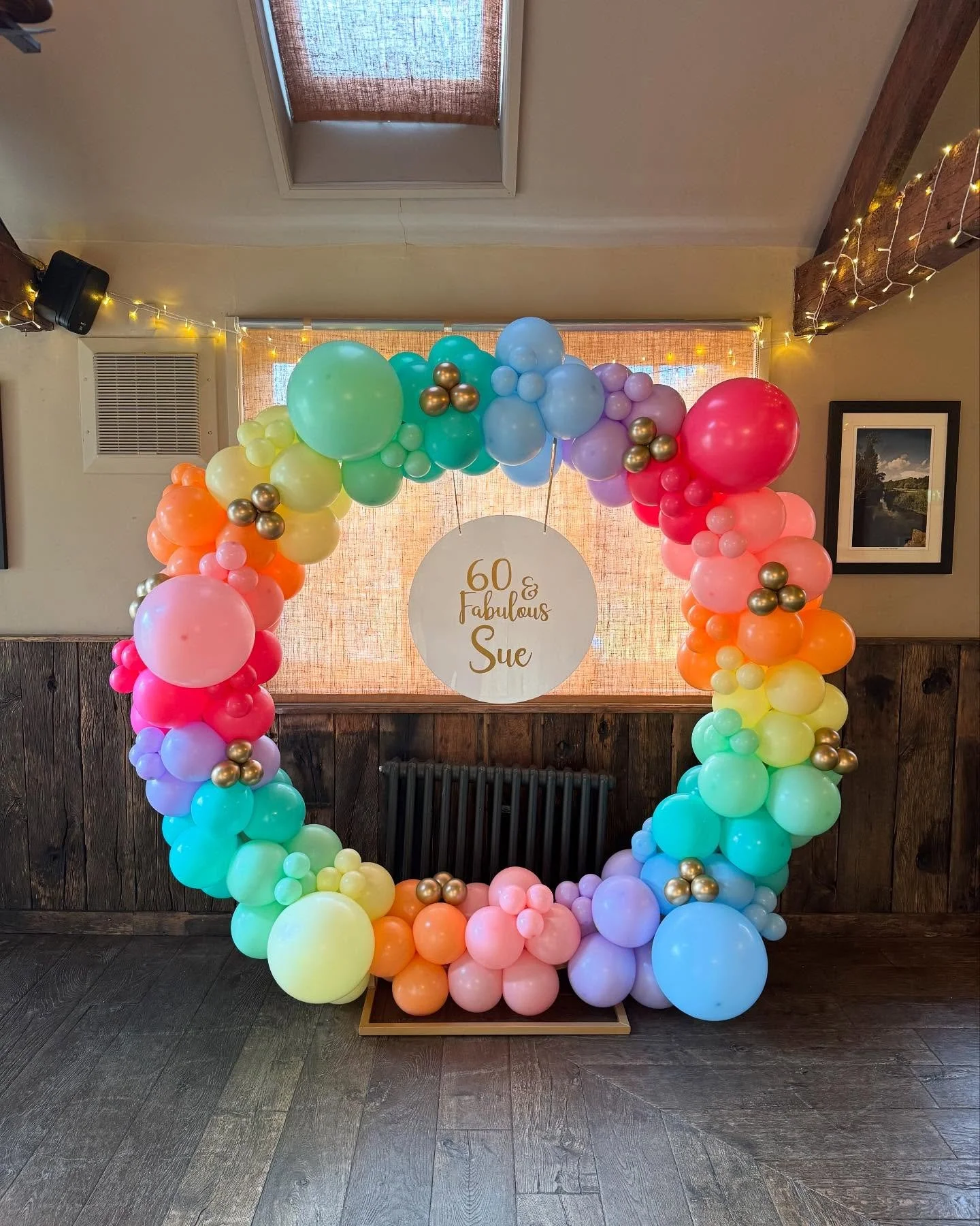 No filter needed. Bright and beautiful colours adding a touch of fun to Sue&rsquo;s 60th birthday celebrations 🩷🩵💚💛💜🧡

#balloonhoop #balloondecor #balloonbackdrop #balloondecorations #60thbirthday #eventstyling #creativepartyideas #pastelcolors