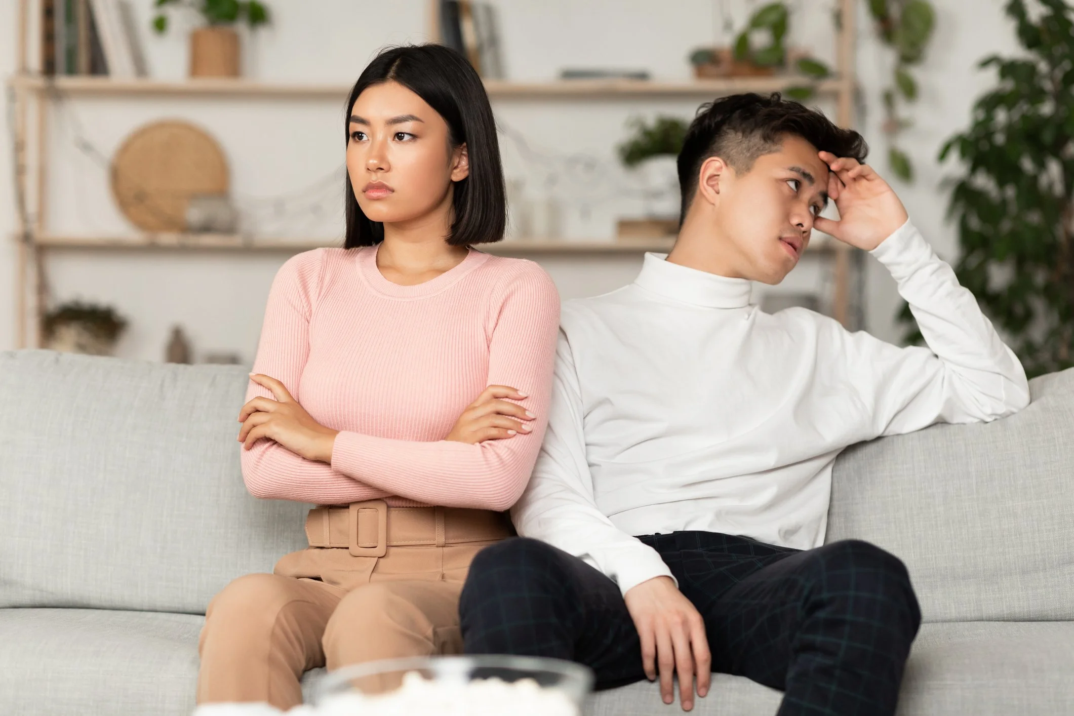 When Love Isn’t Enough to Stop the Fighting: Understanding Negative Sentiment Override