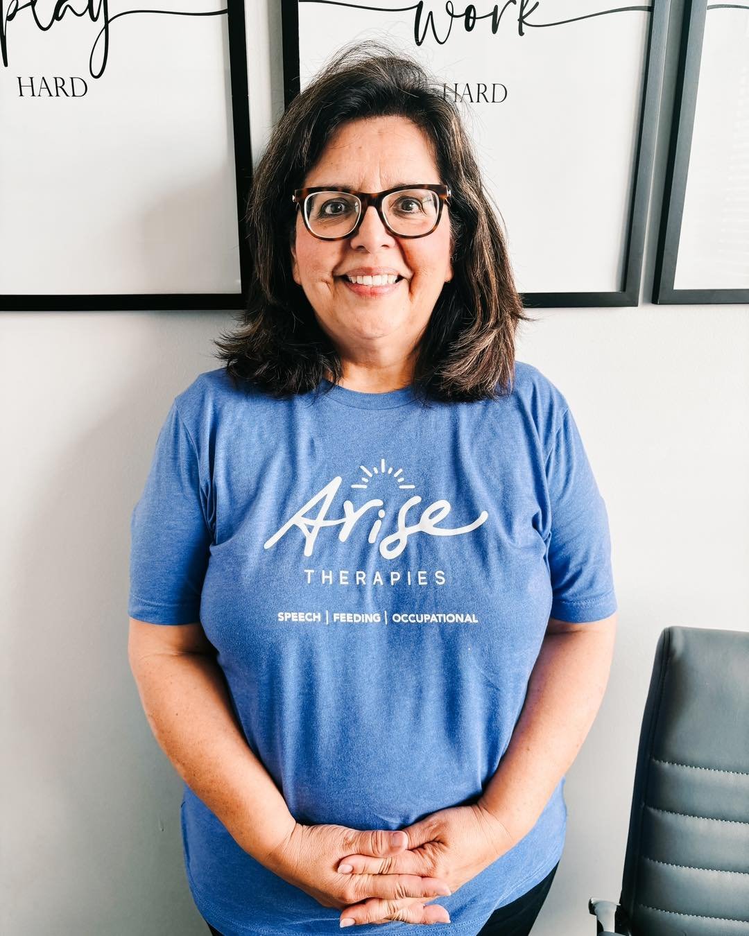 We want to welcome our newest OT here at Arise! Ms. Yolanda comes to us with years of experience and we are so excited to have her on the team! 💙Before we introduce her though, she has a fun fact, but YOU have to guess the answer. Ms. Yolanda is the