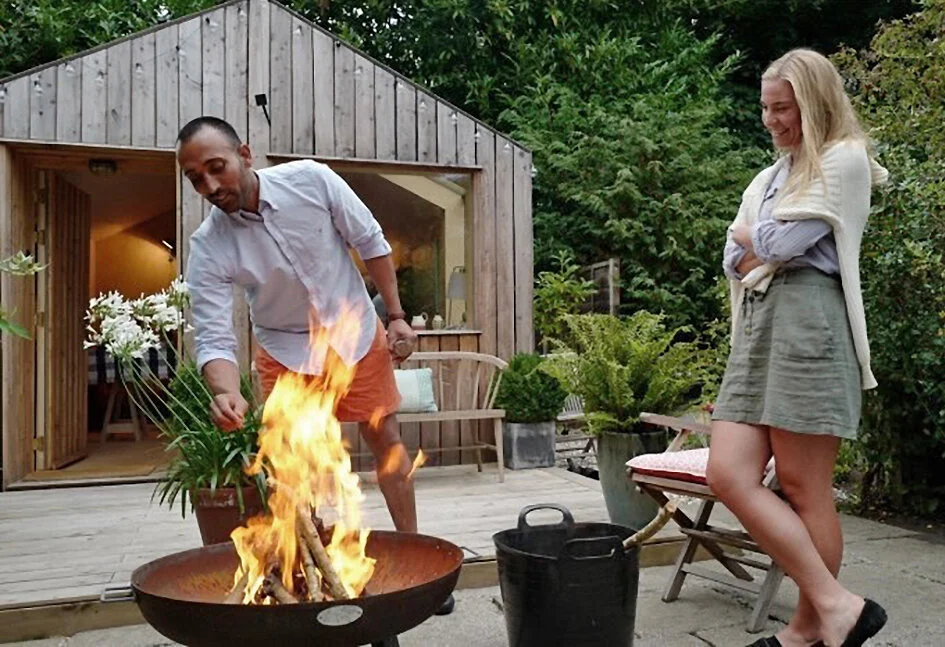 Amanda of Truffle Headboards and her cabin studio by Hutsmith. Natural colours and simple styling for an effortlessly chic look &amp; feel