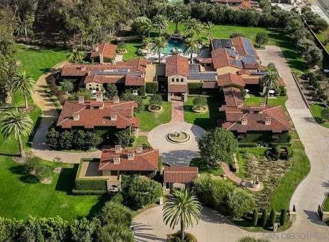 Elevate Your Rancho Santa Fe Estate with the Timeless Elegance of Steel Windows