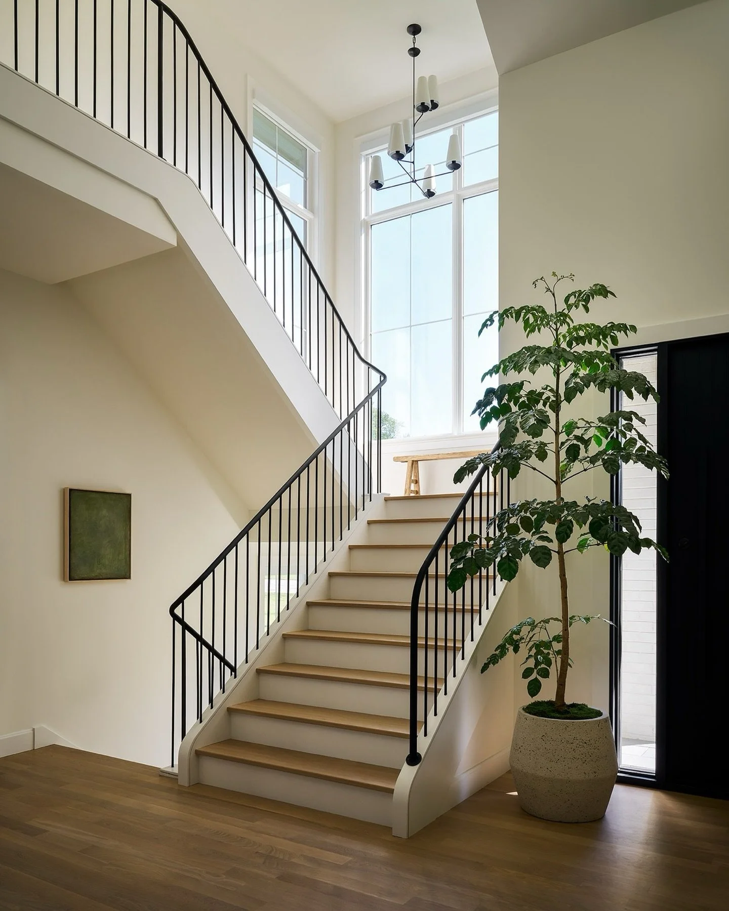 Designed to feel like part of the architecture, yet striking enough to stand alone as art. The staircase became a defining feature of the home, brought to life through the incredible craftsmanship of one of our favorite artisans, @iron_and_easel 

De