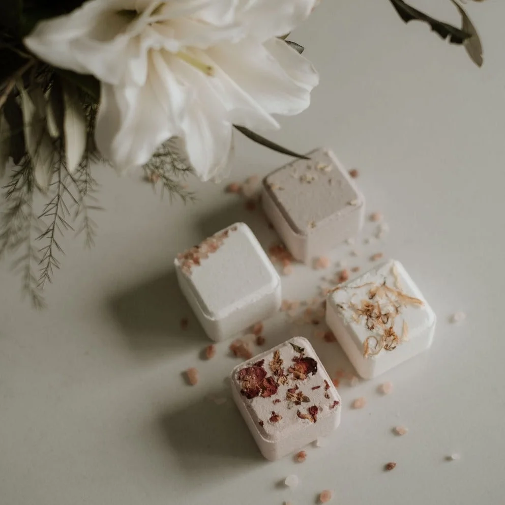 Bombe de douche aux huiles essentielles - 6$