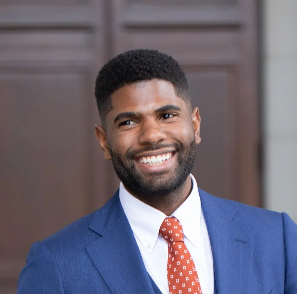 Man in suit - 1707x2560.jpg