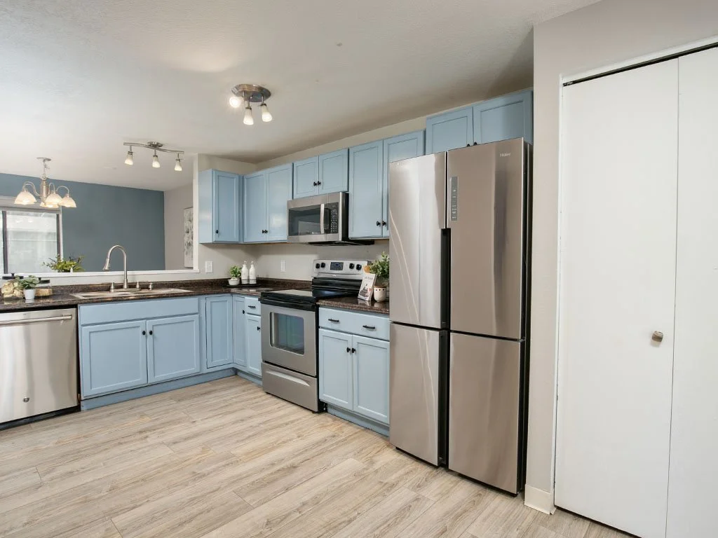 kitchen 2 .jpg