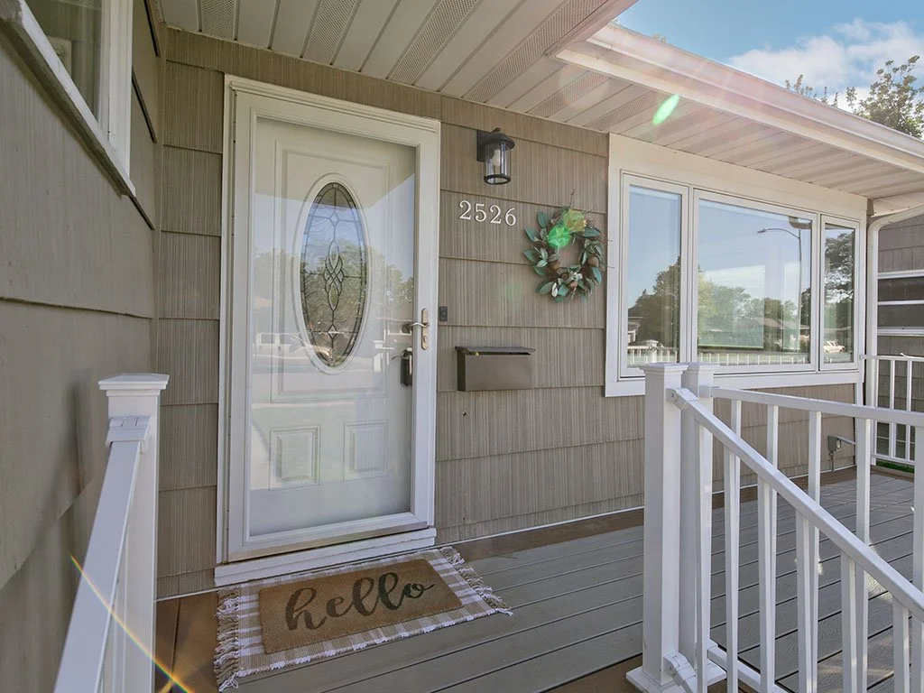 front door outside.jpg